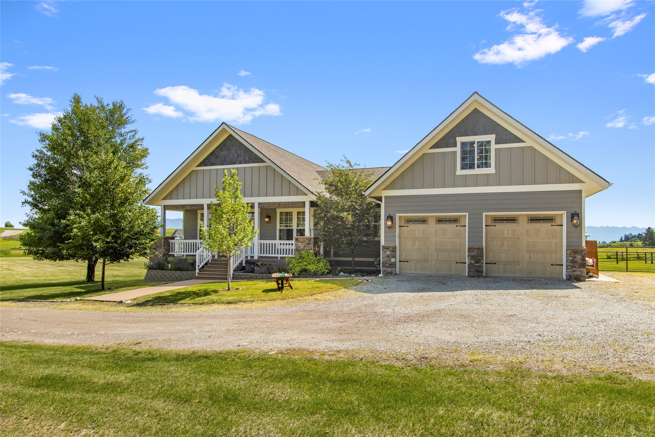 47 Whalebone Court Property Photo 1
