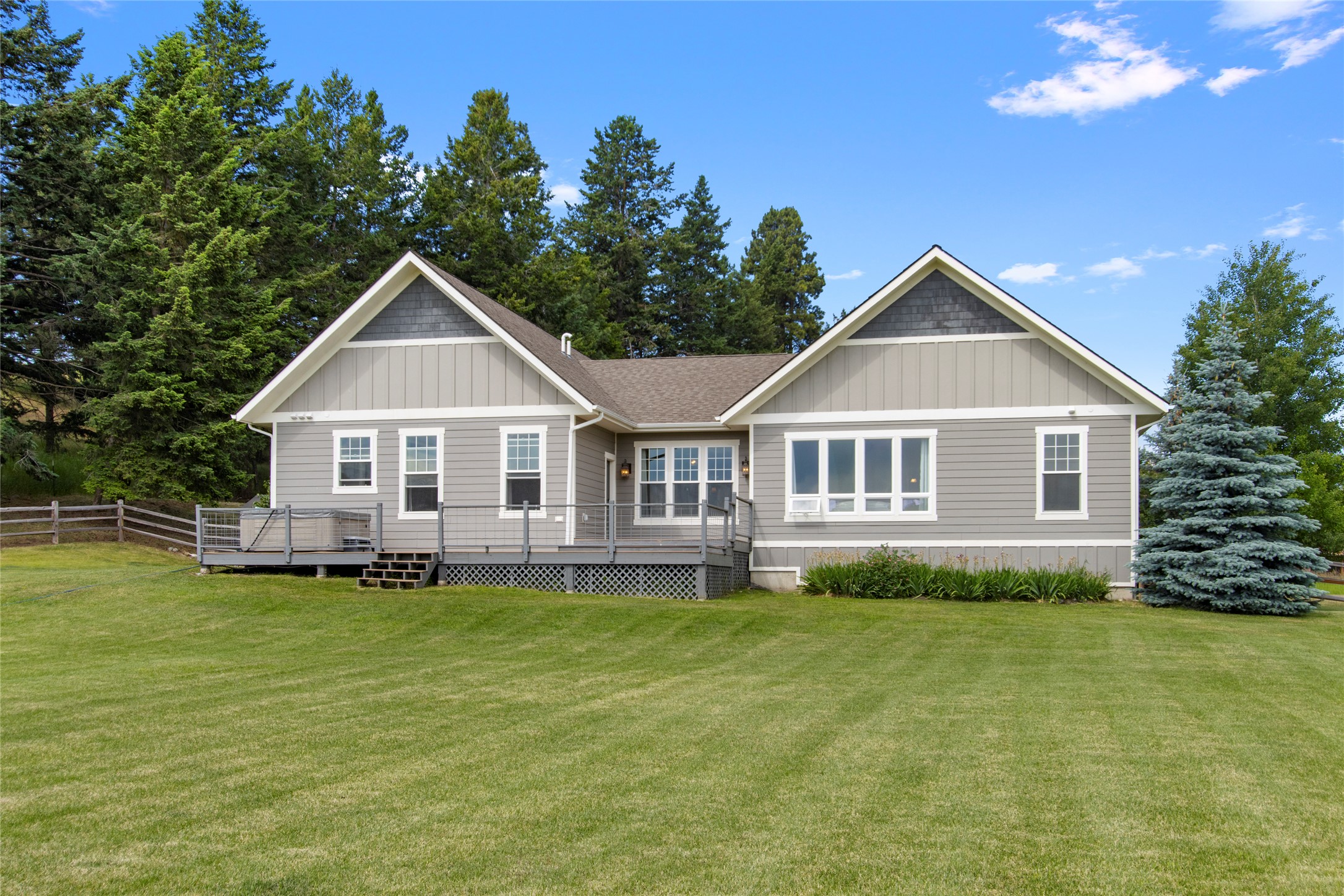 47 Whalebone Court Property Photo 3