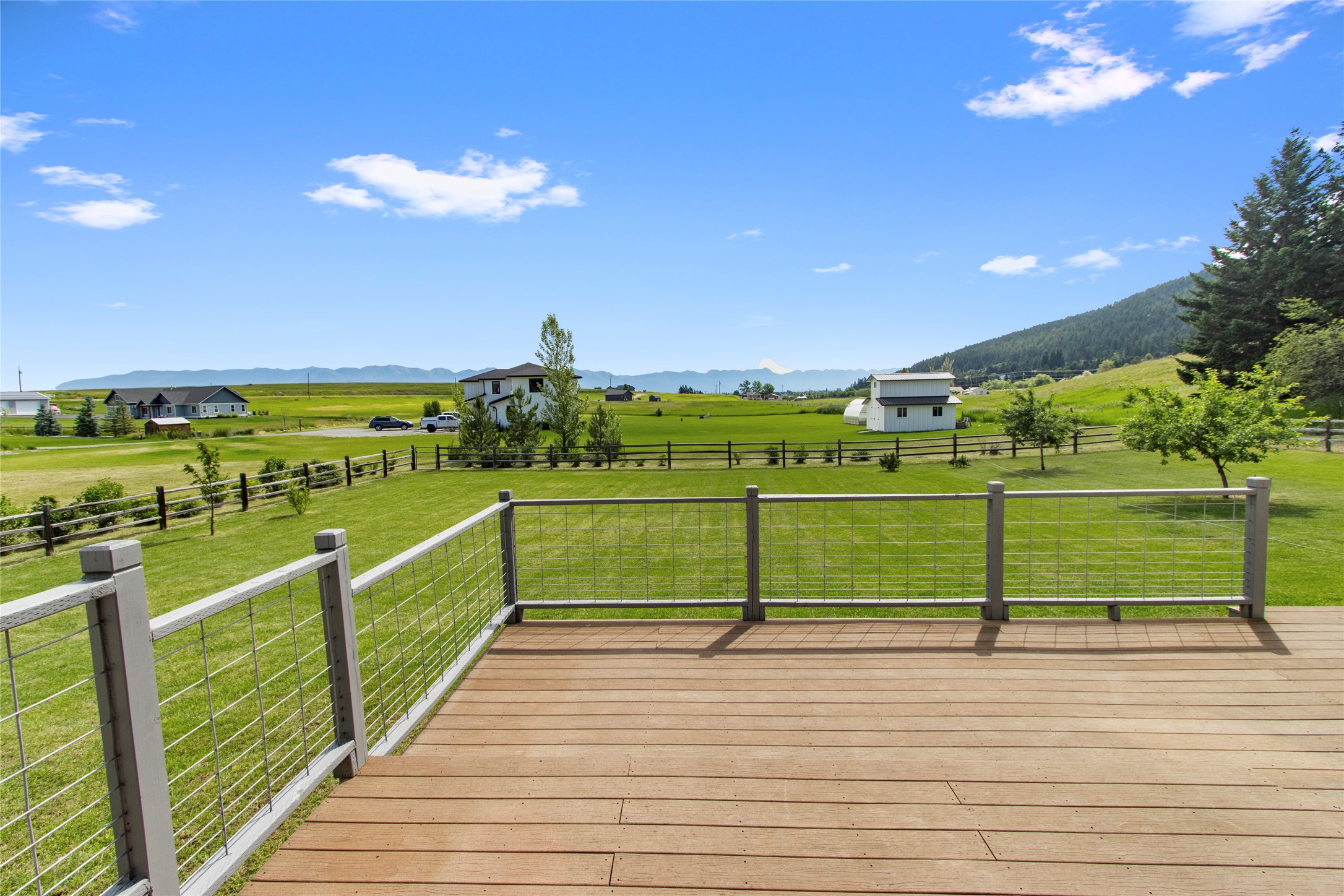 47 Whalebone Court Property Photo 59