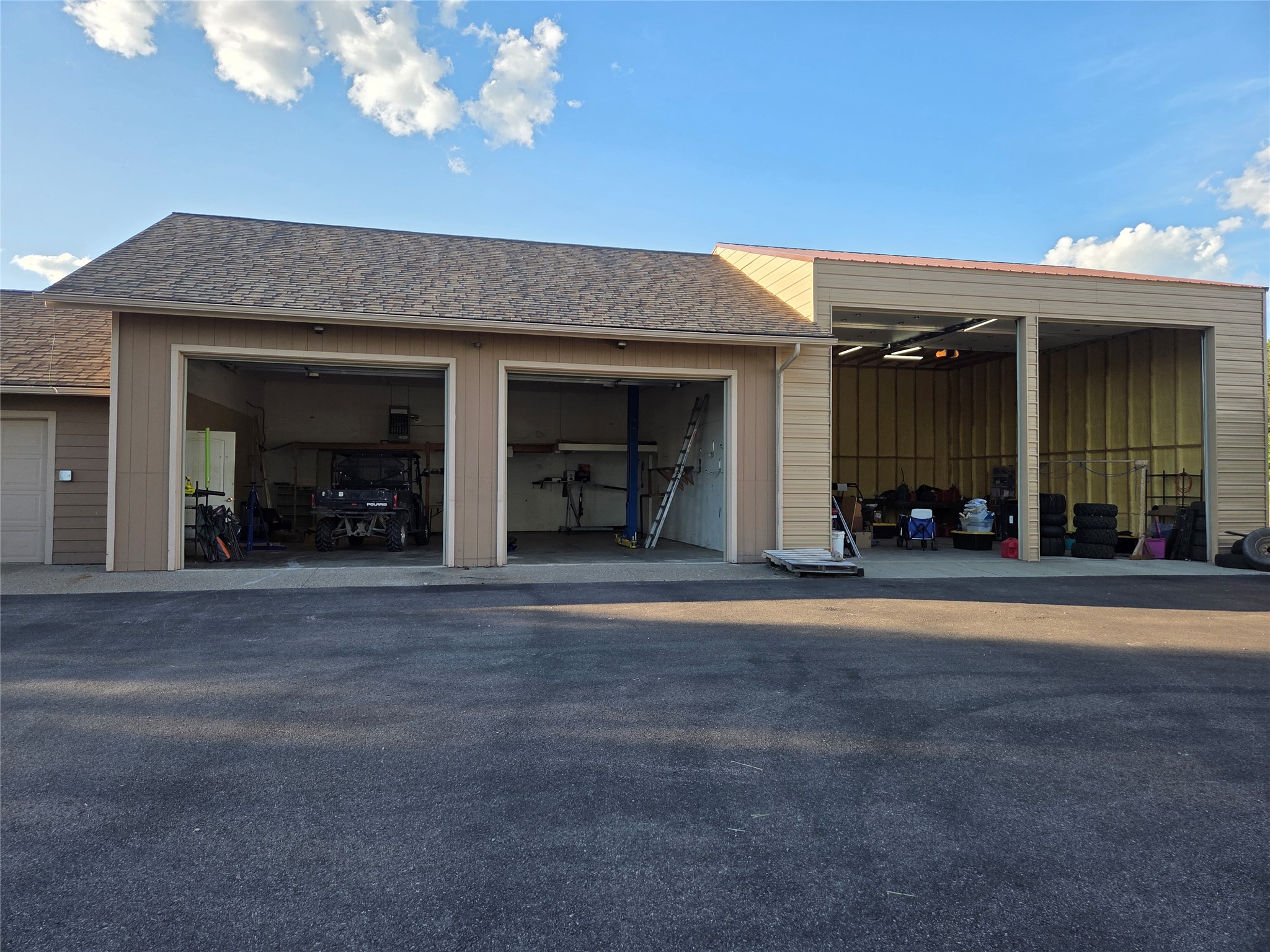 100 N Springwood Road Property Photo 11
