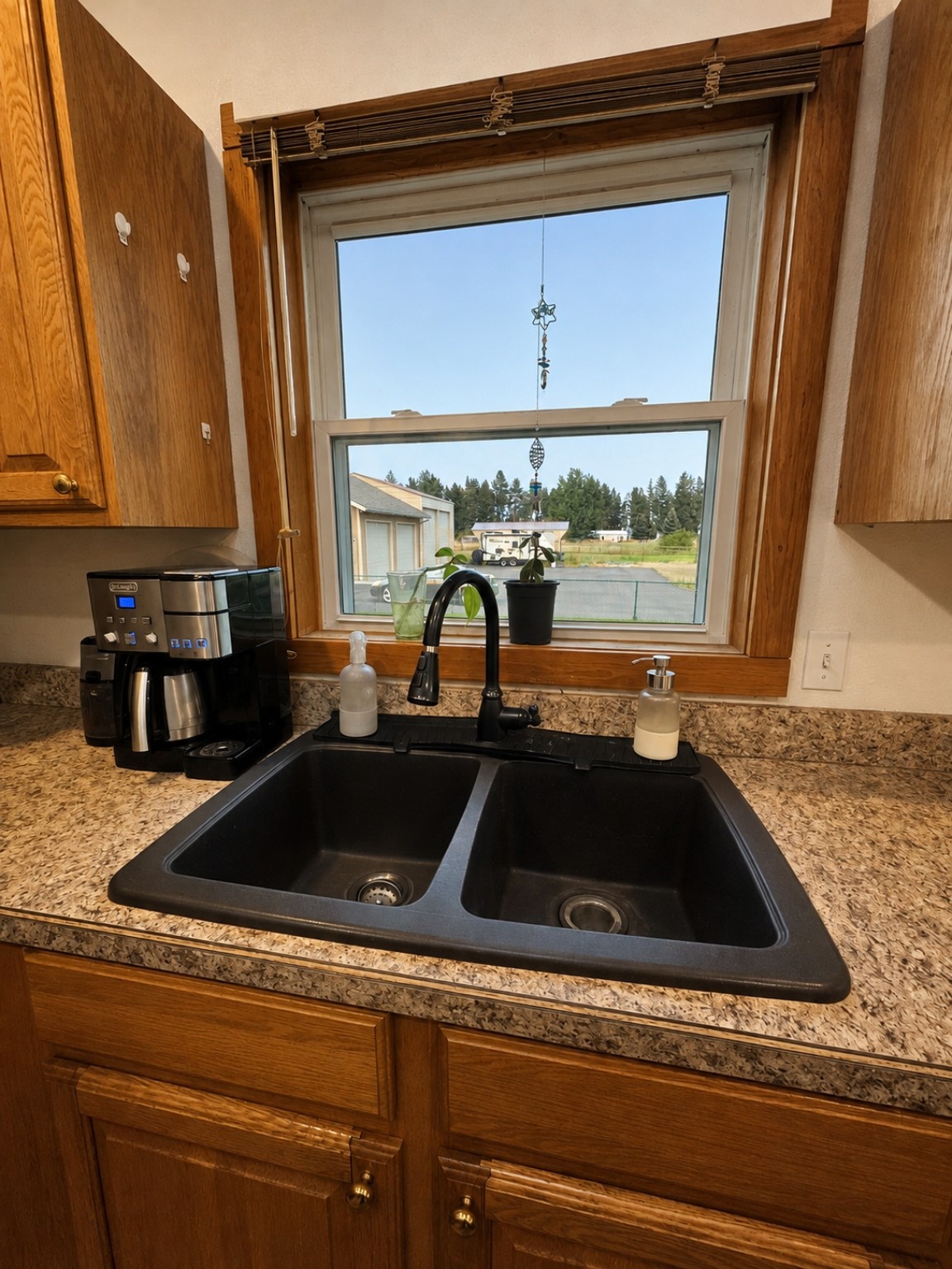 100 N Springwood Road Property Photo 17