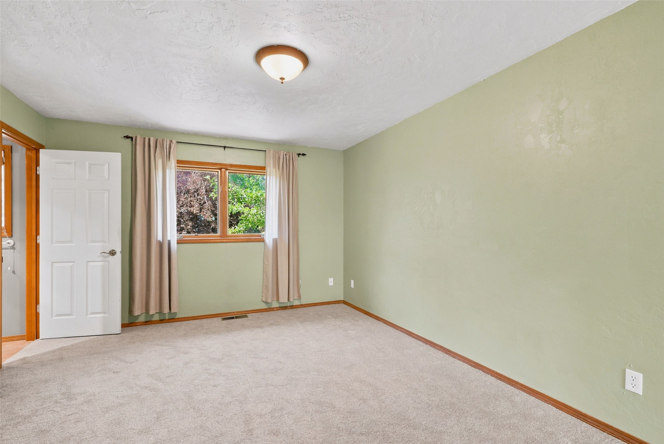 6385 Goodan Lane Property Photo 42