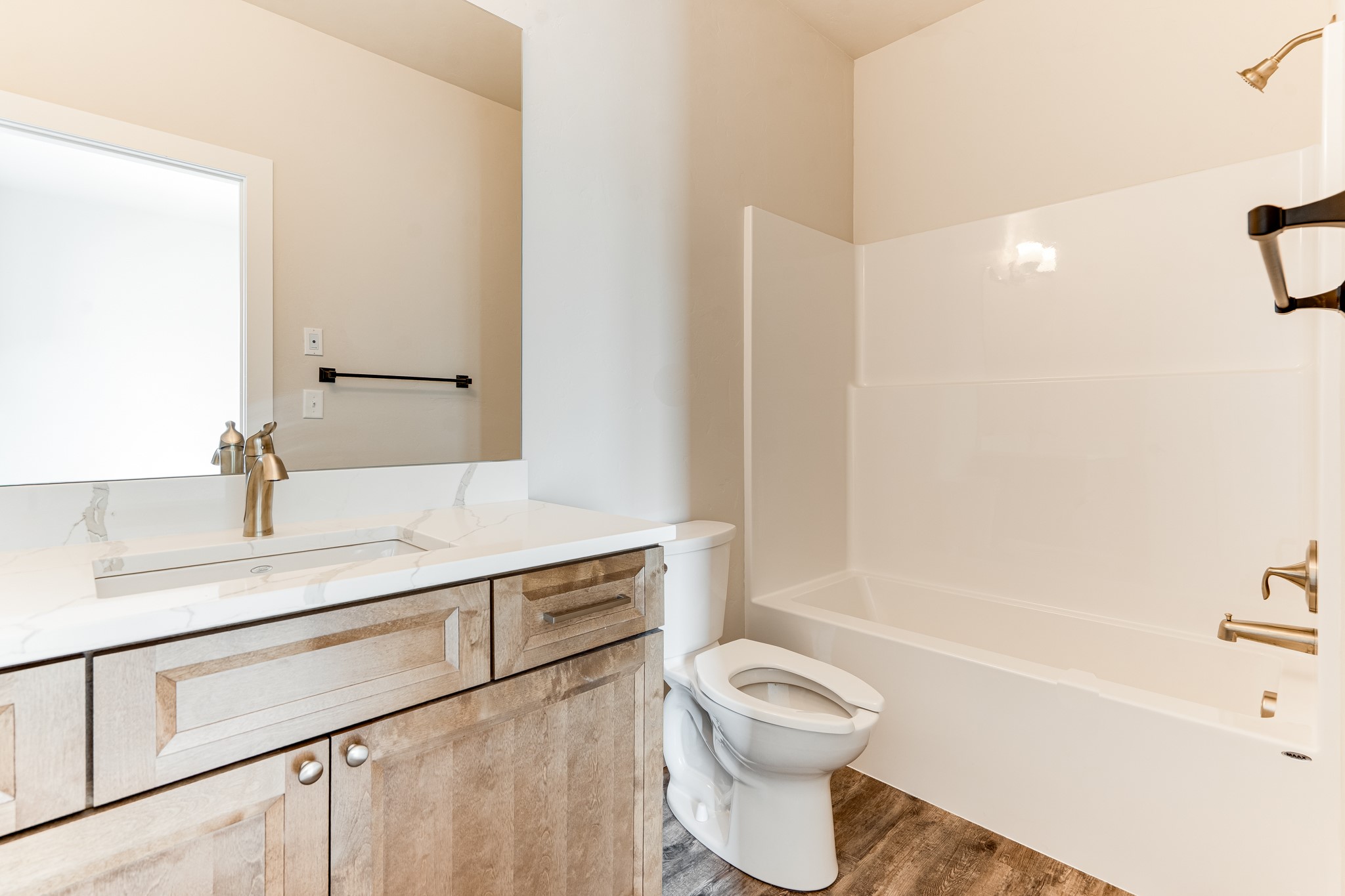 570 E Swift Creek Way 200 Property Photo 18
