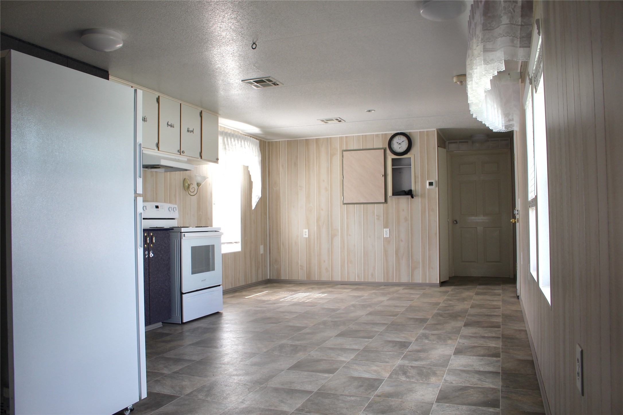 306 S Adams Street 3 Property Photo 15