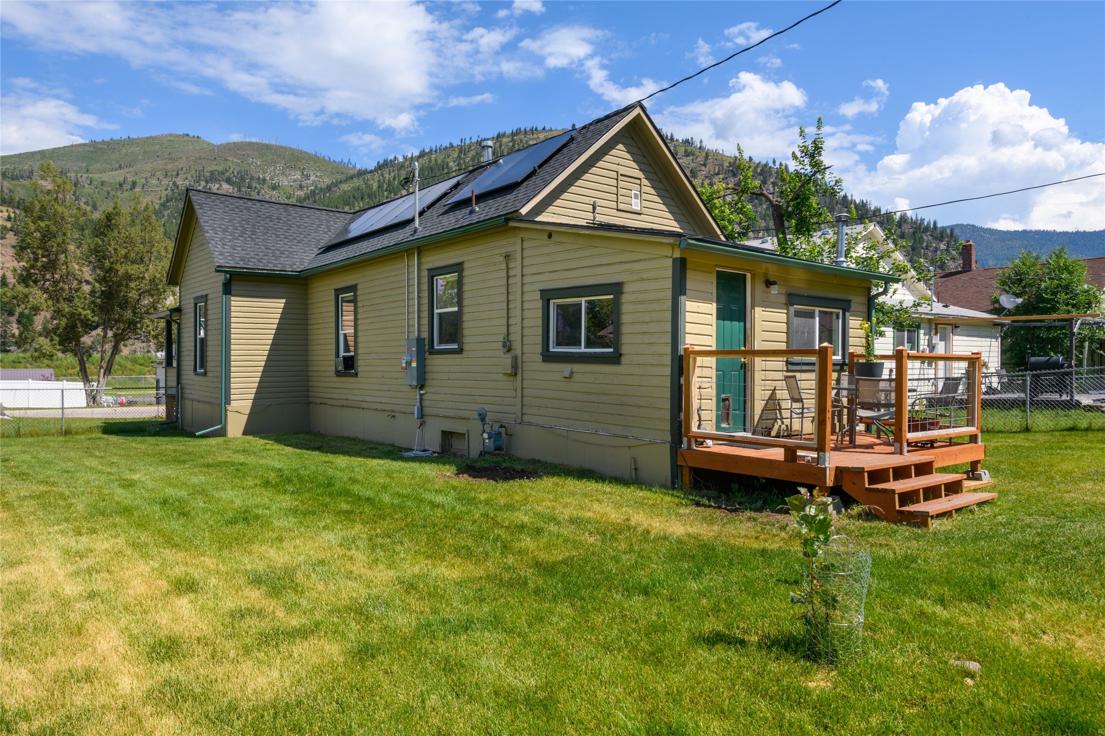 9461 Highway 200 E Property Photo 8