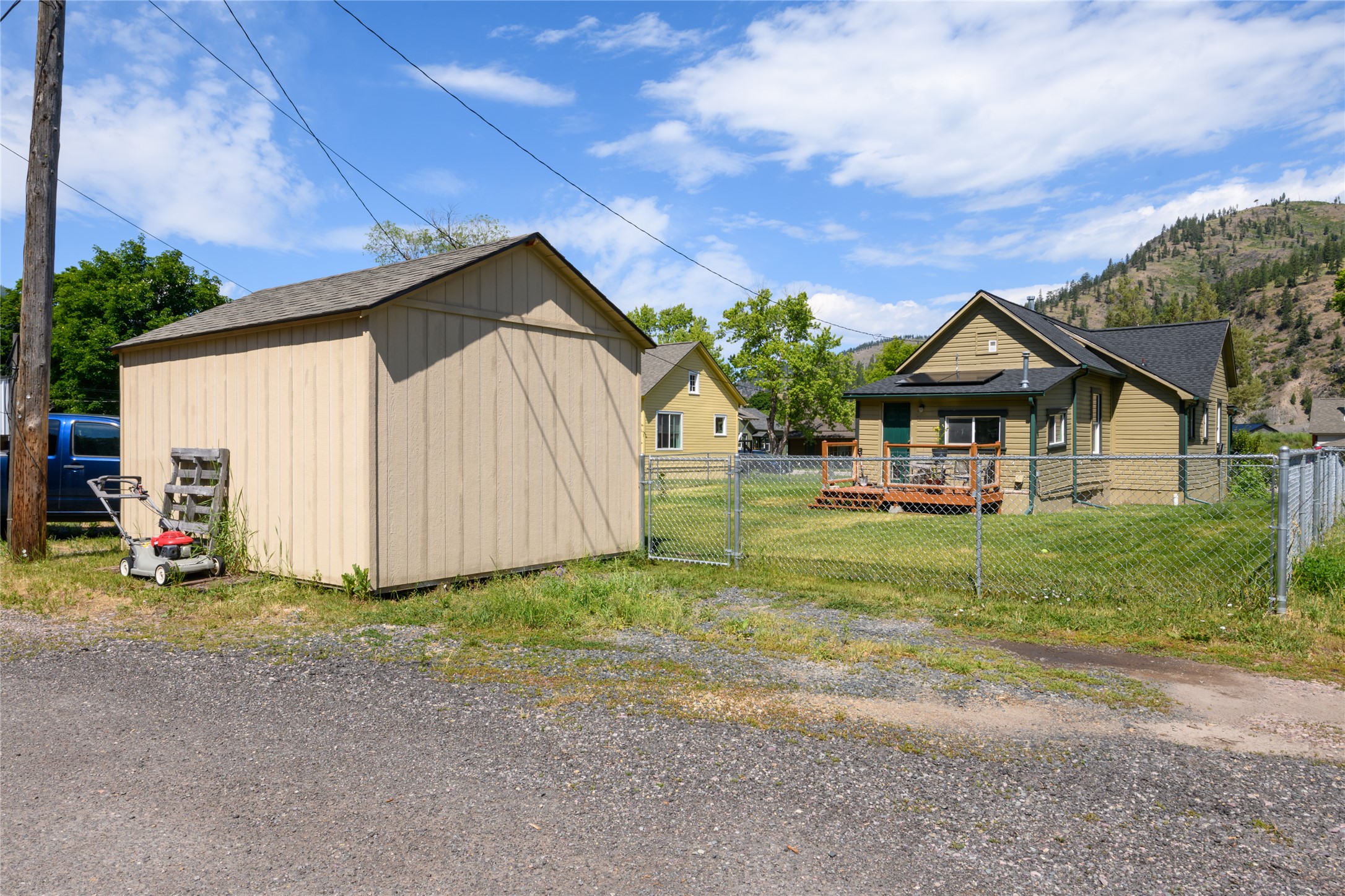 9461 Highway 200 E Property Photo 13
