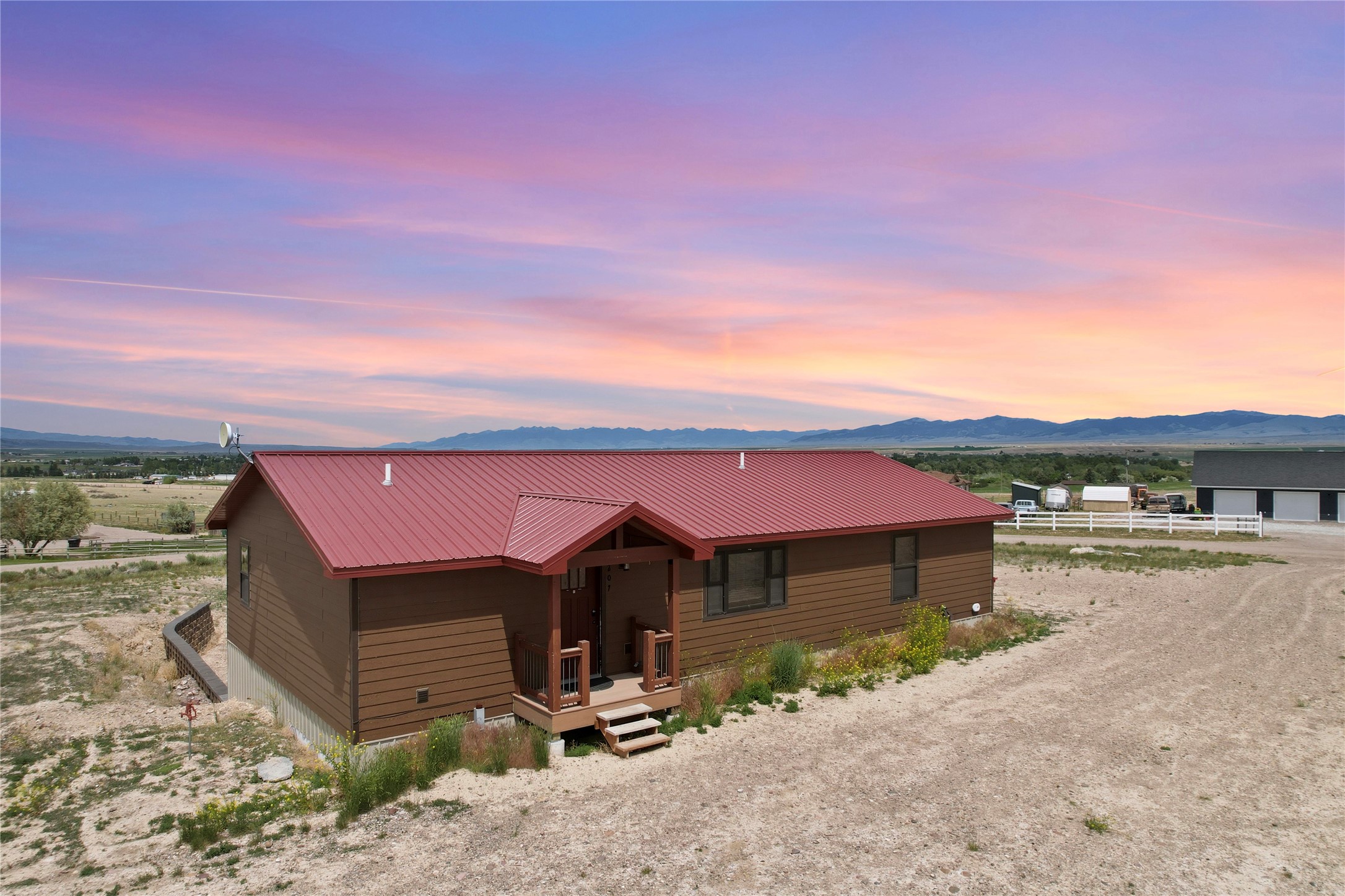 207 Expedition Drive Property Photo 1