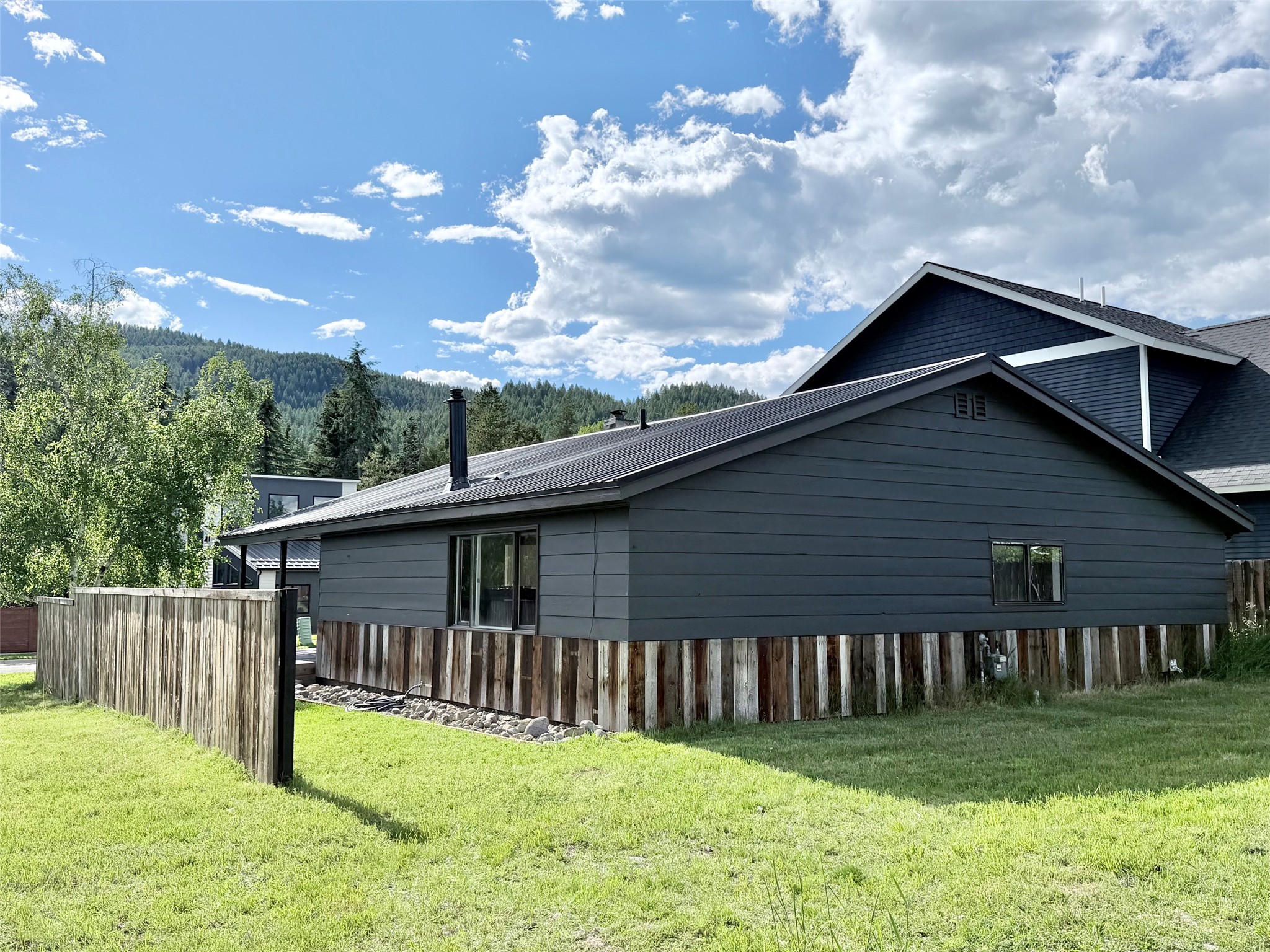 755 Salmon Run Property Photo 27