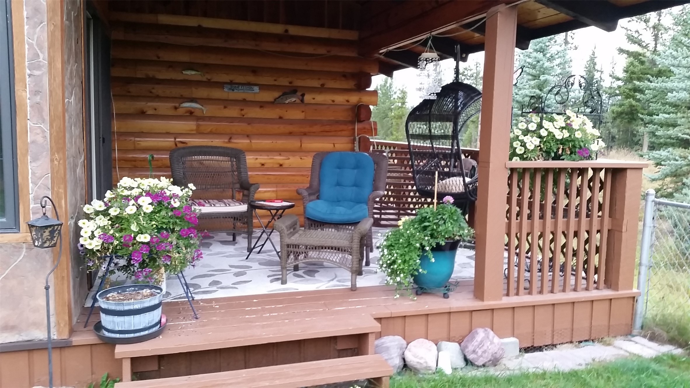 195 Whitefish Drive Property Photo 1