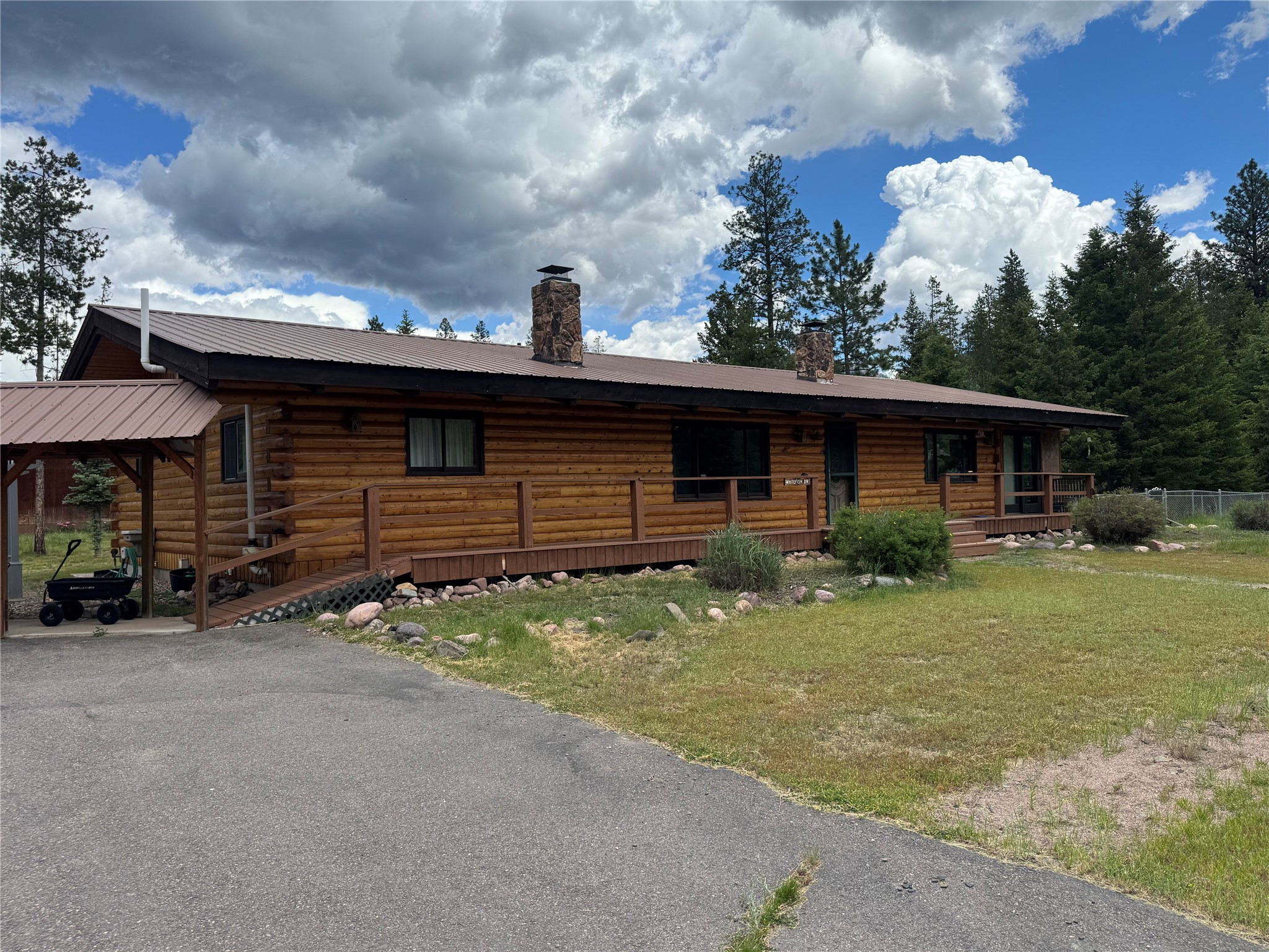 195 Whitefish Drive Property Photo 2