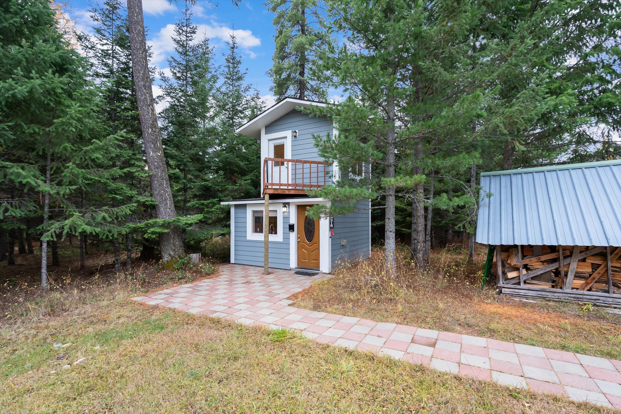 3740 Foothill Road Property Photo 6