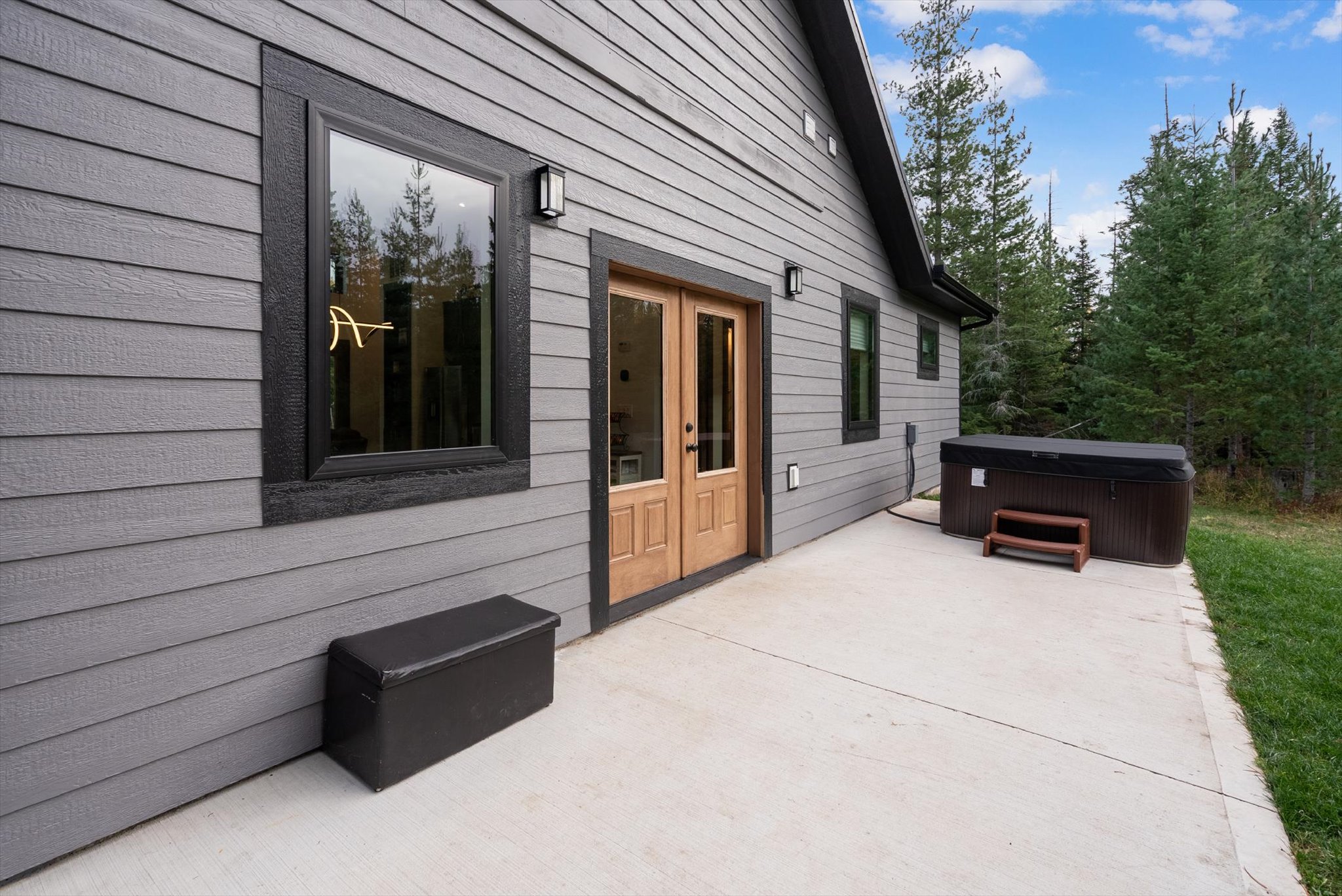 3740 Foothill Road Property Photo 14