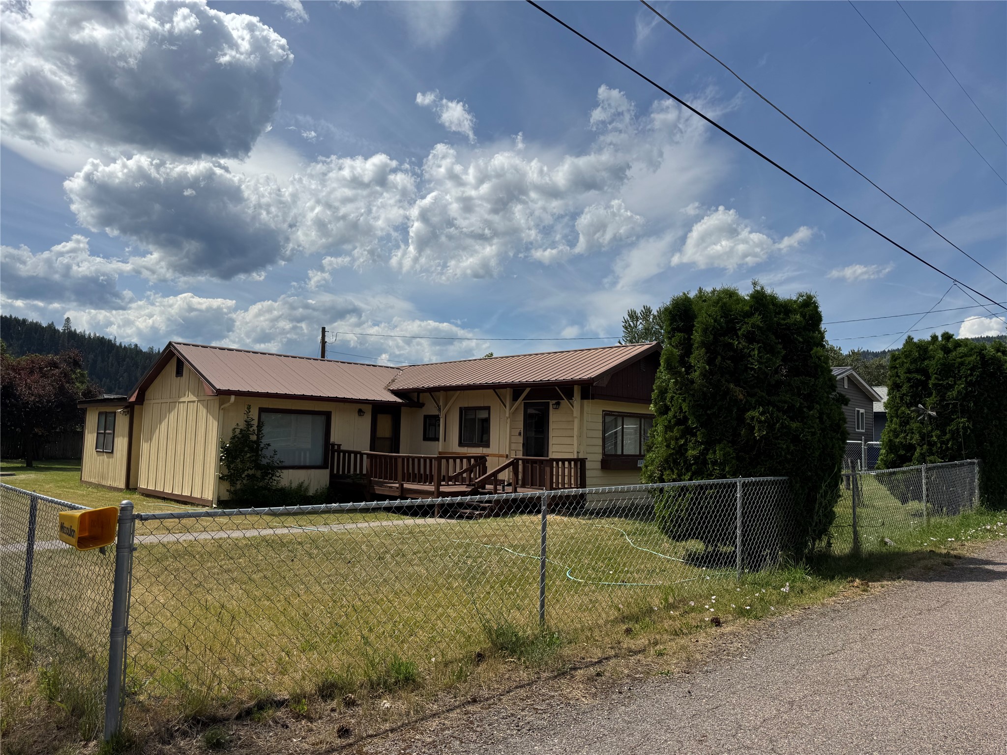 11143 Silver Street Property Photo 7