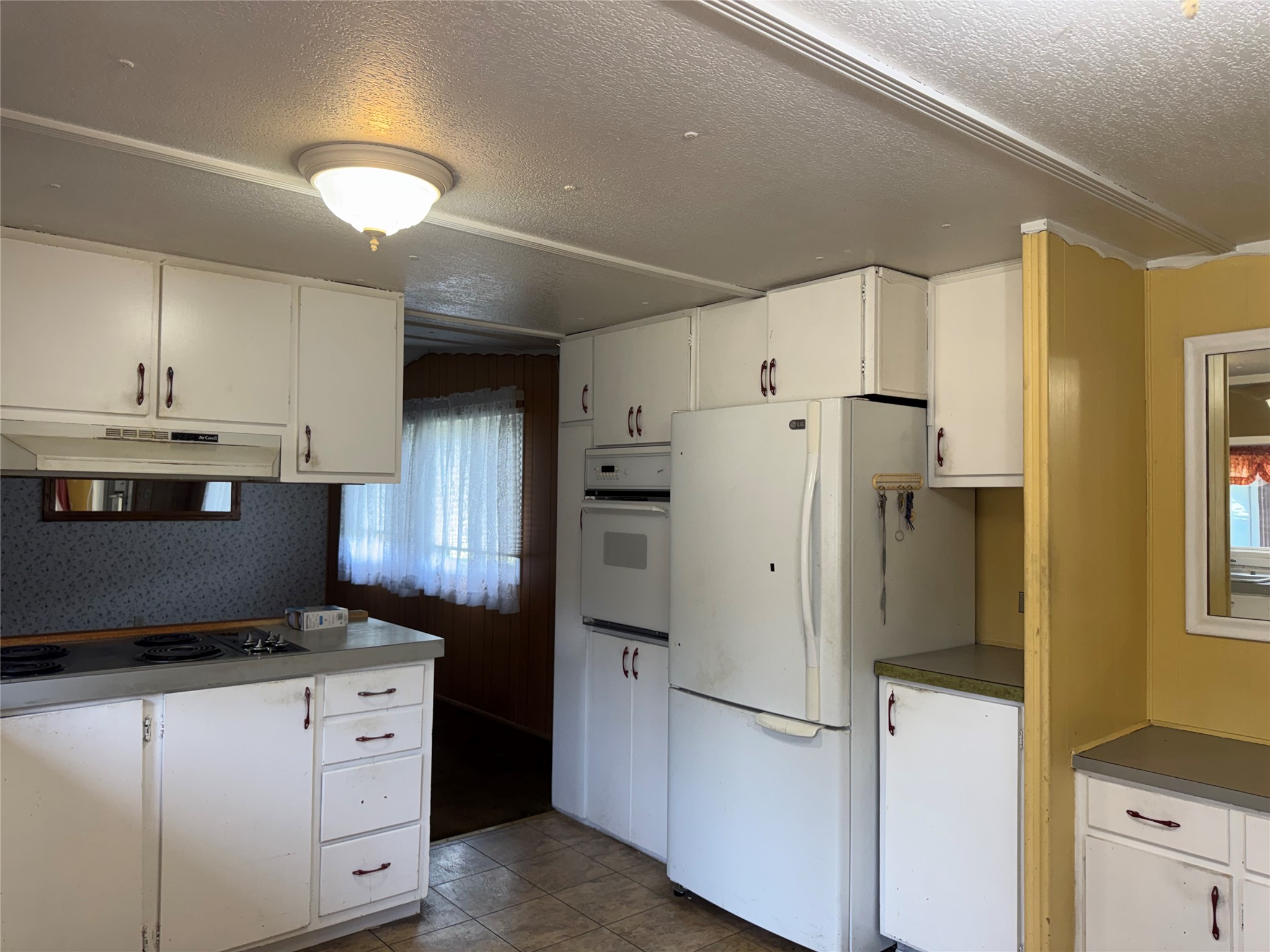 11143 Silver Street Property Photo 17