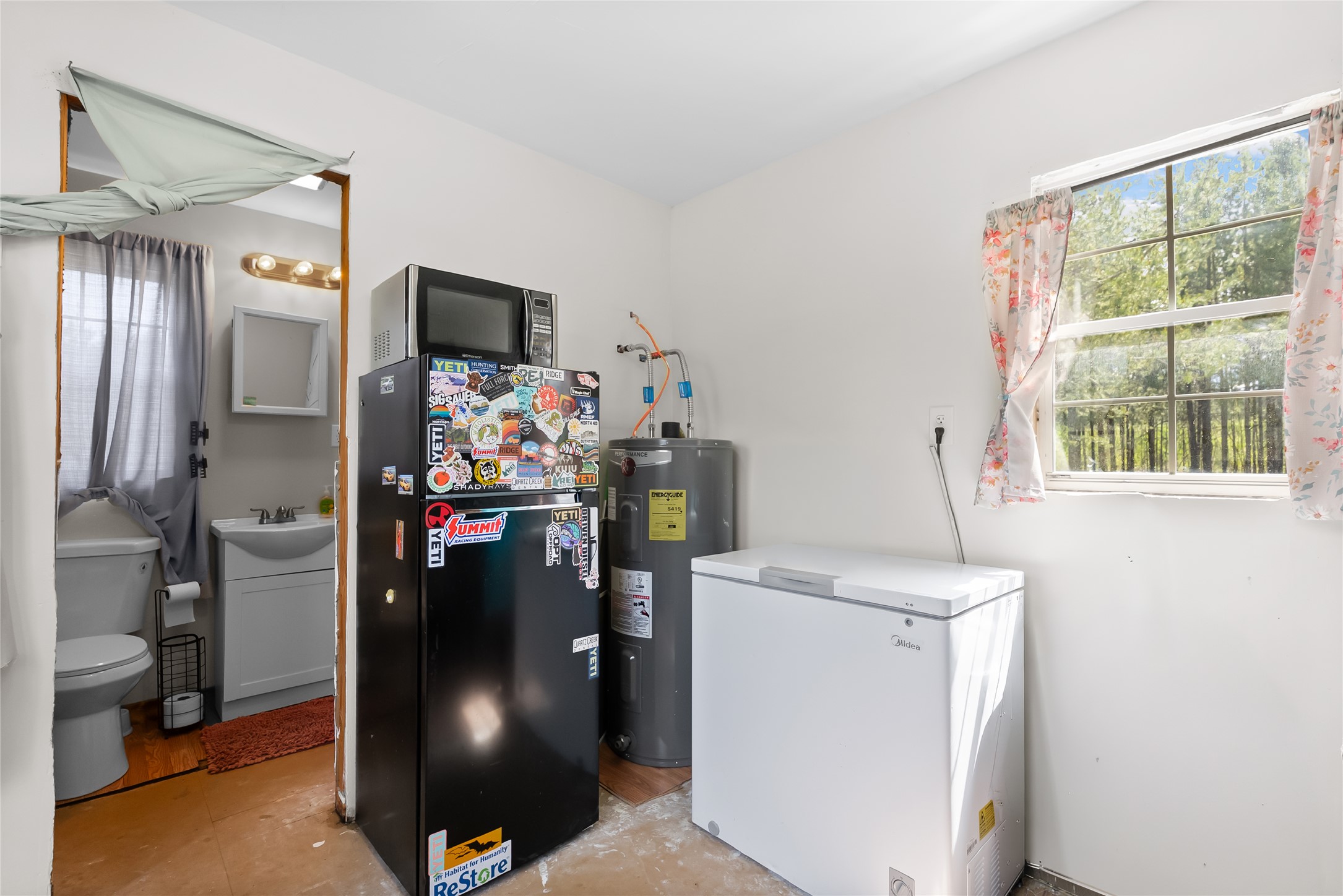 9390 Us Highway 2 W Property Photo 6