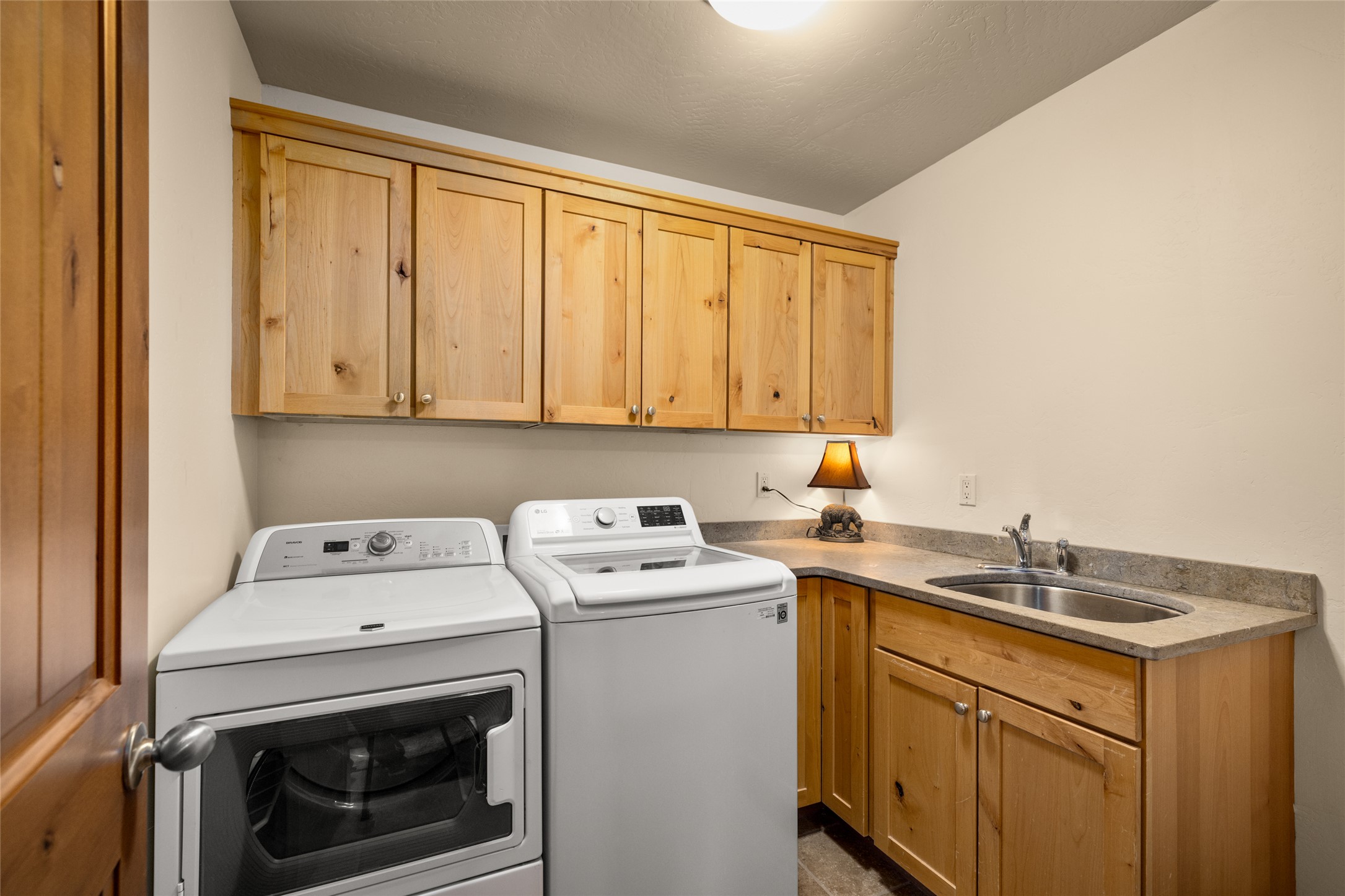 220 Cliff Creek Road Property Photo 27