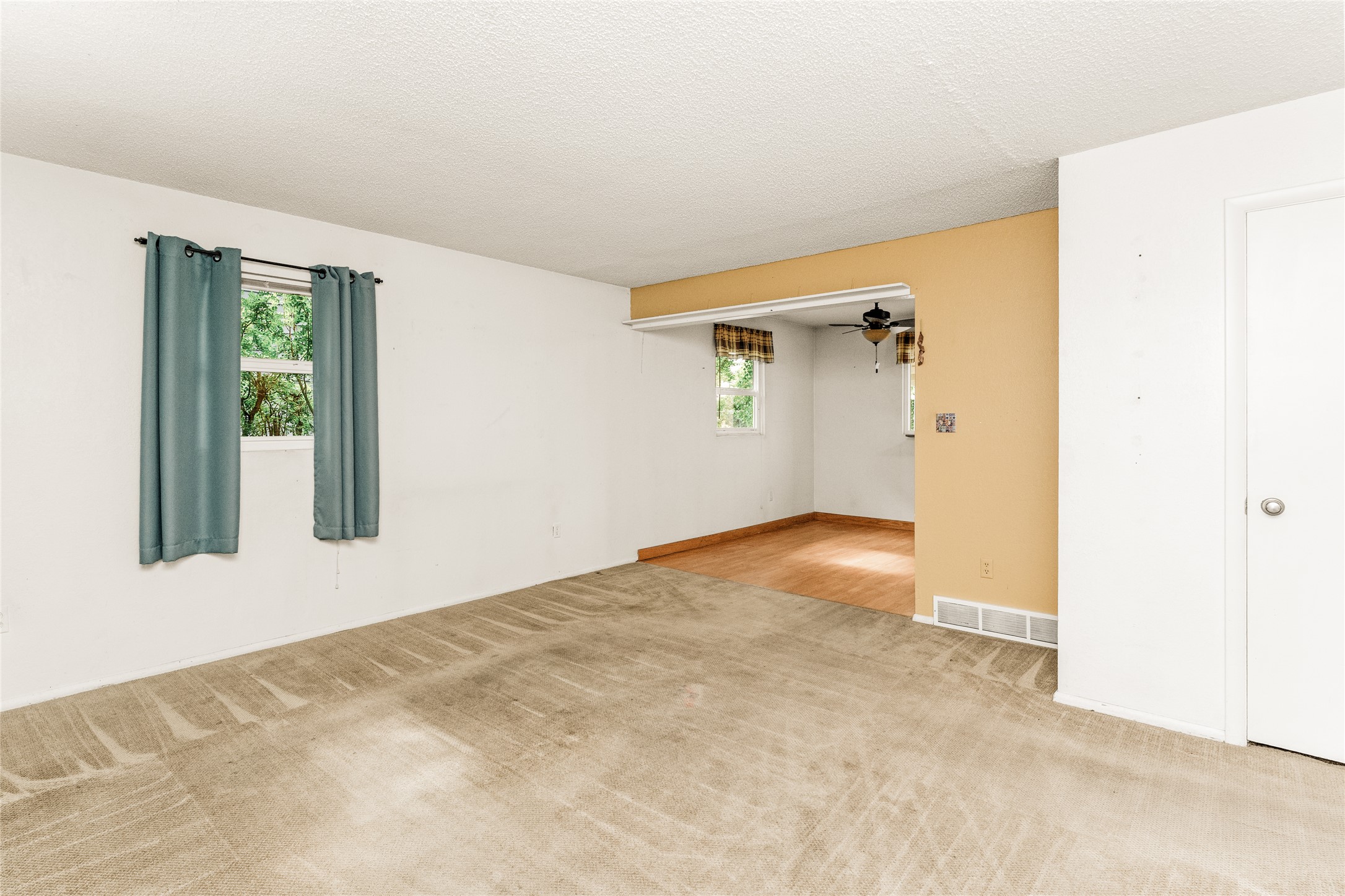 4806 3rd Avenue S Property Photo 4
