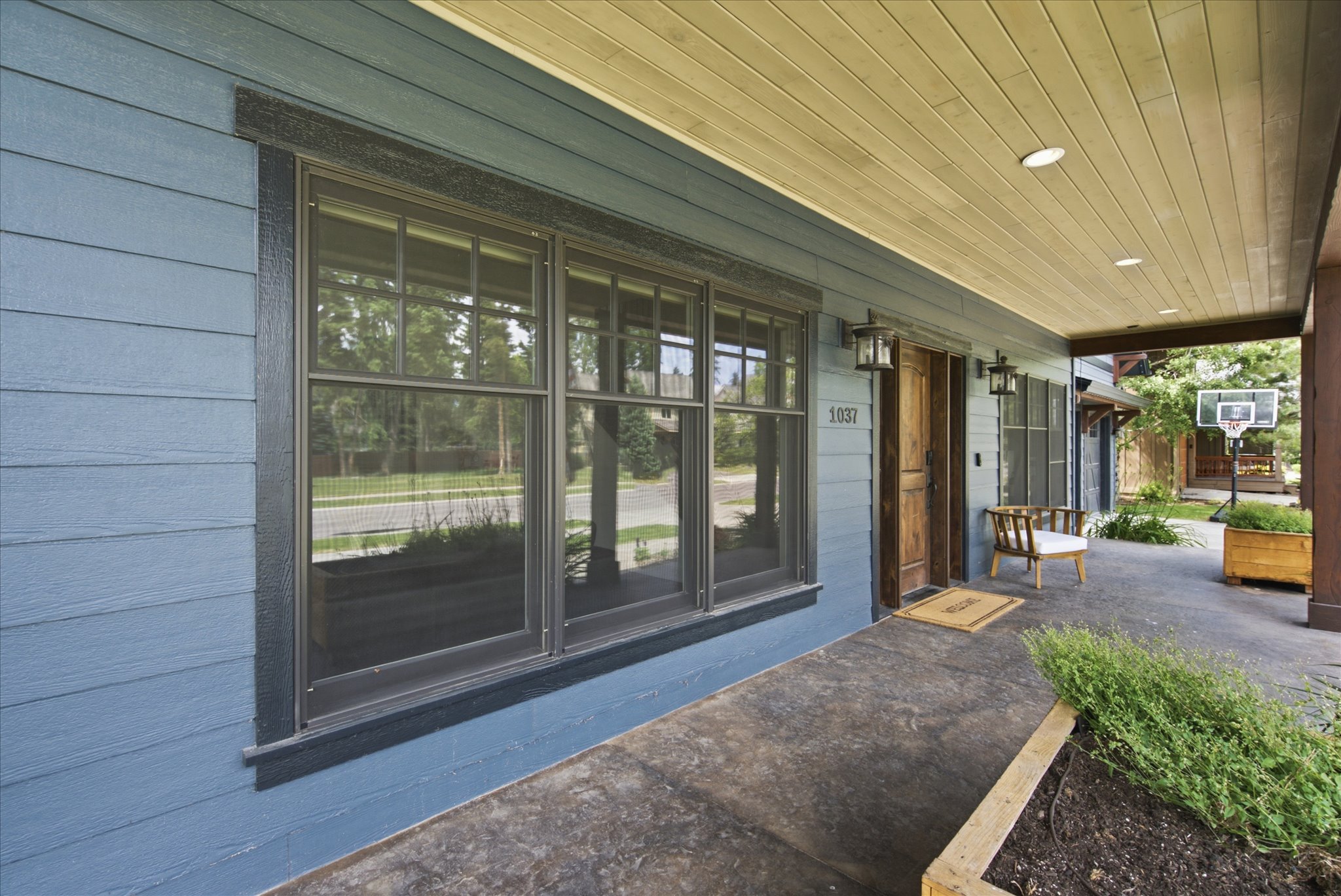1037 Creekview Drive Property Photo 7