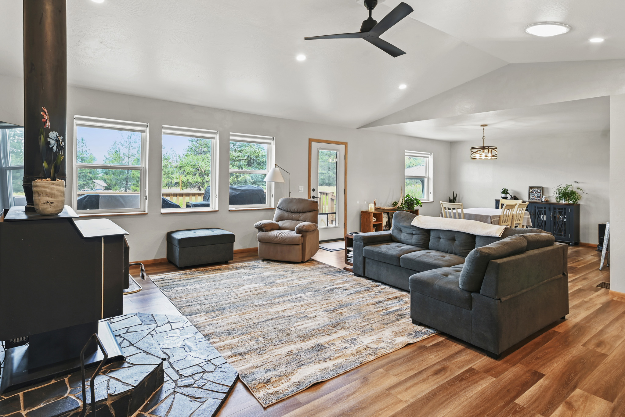 117 Happy Hollow Property Photo 8