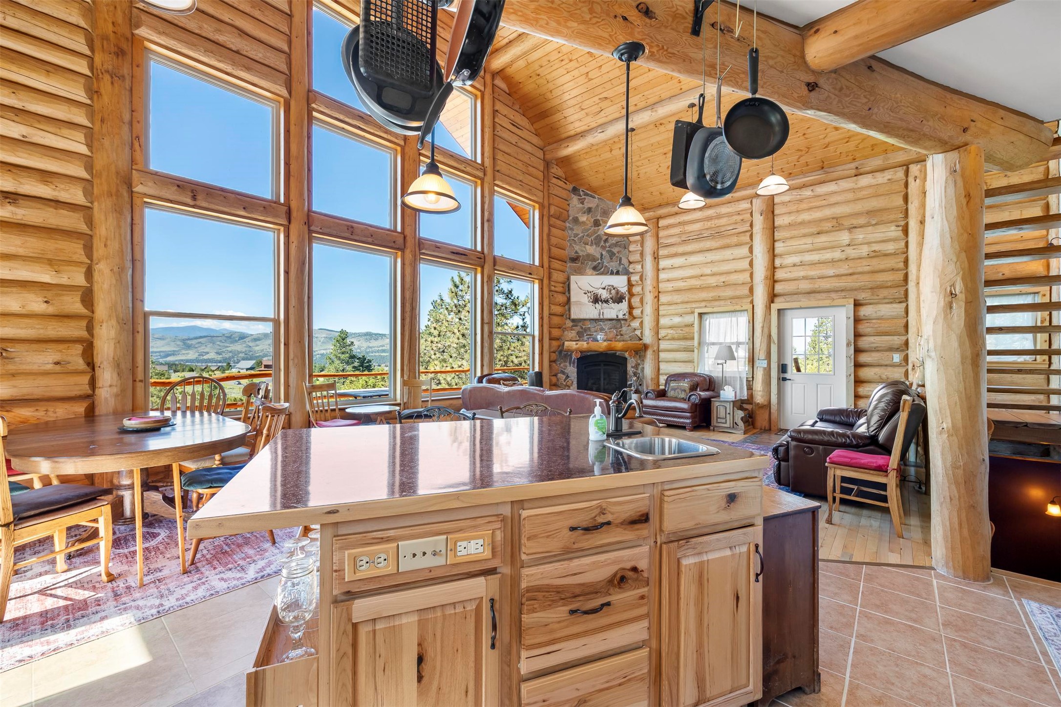 4085 Sunset Ridge Drive Property Photo 14
