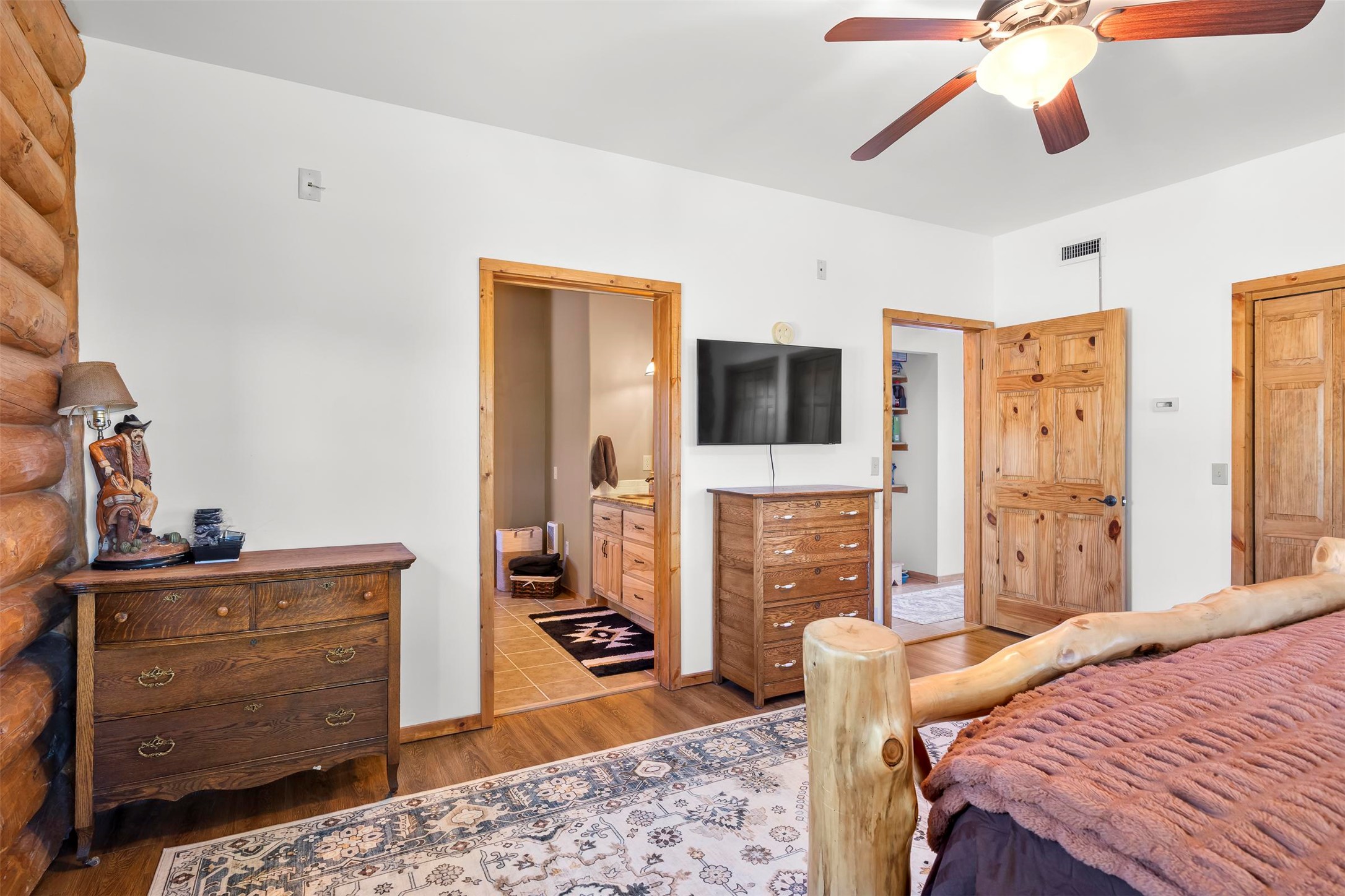 4085 Sunset Ridge Drive Property Photo 17