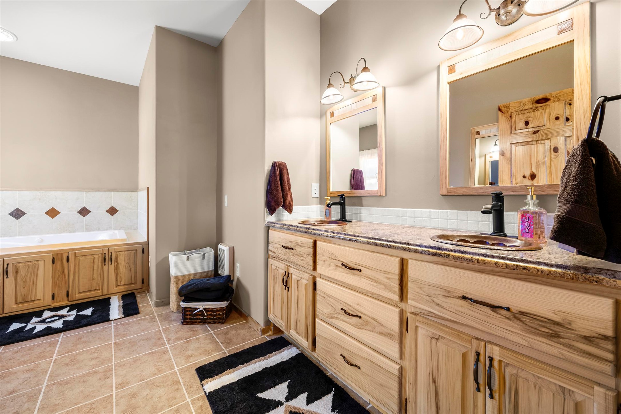4085 Sunset Ridge Drive Property Photo 18