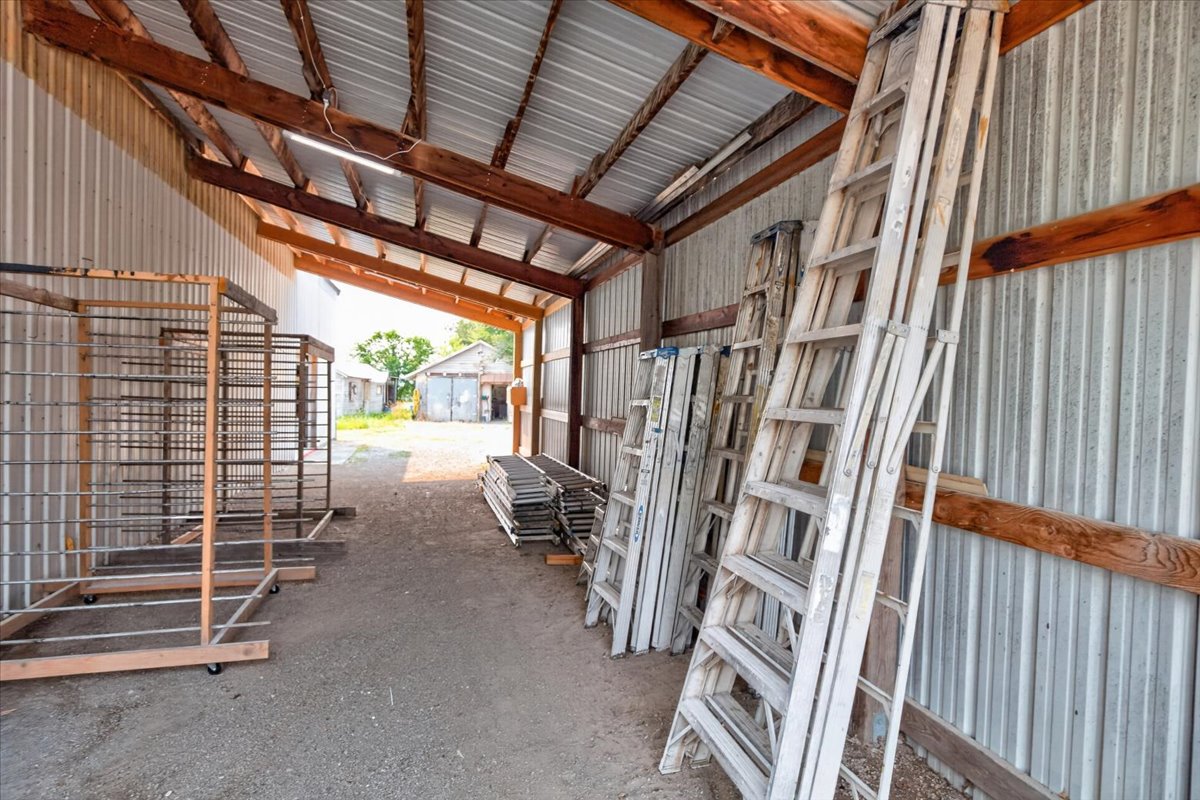 107 White Eagle Drive Property Photo 13
