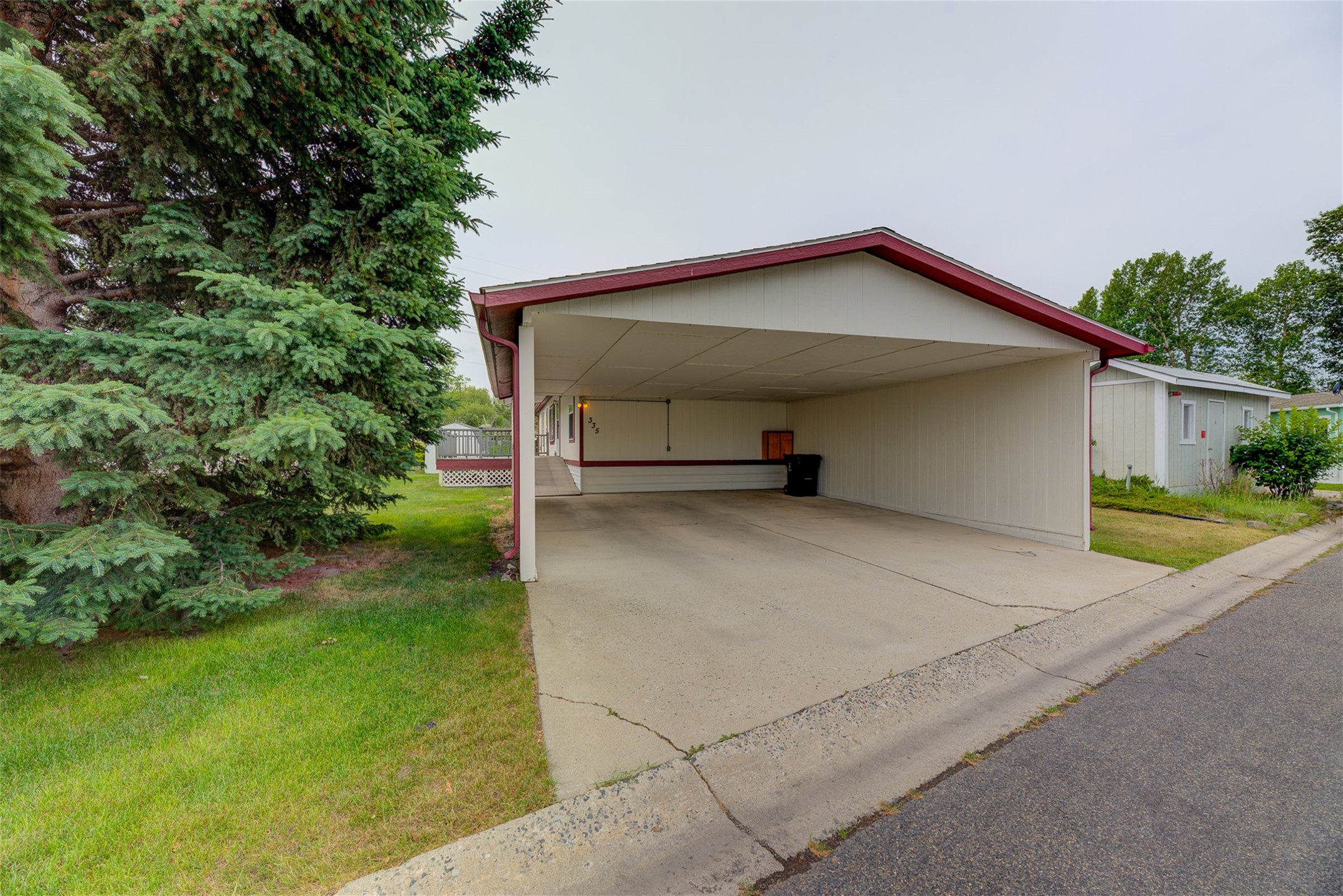 3000 Villard Avenue 335 Property Photo 4