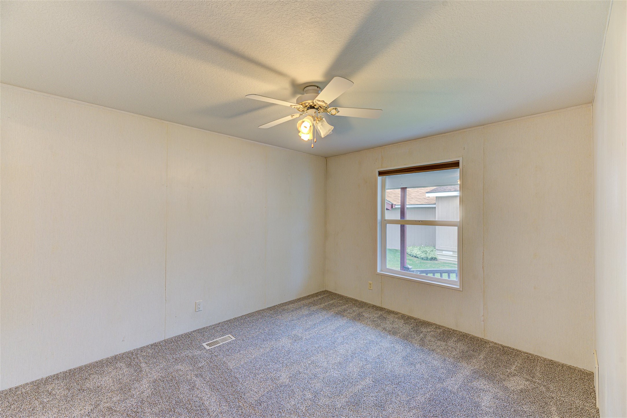 3000 Villard Avenue 335 Property Photo 24