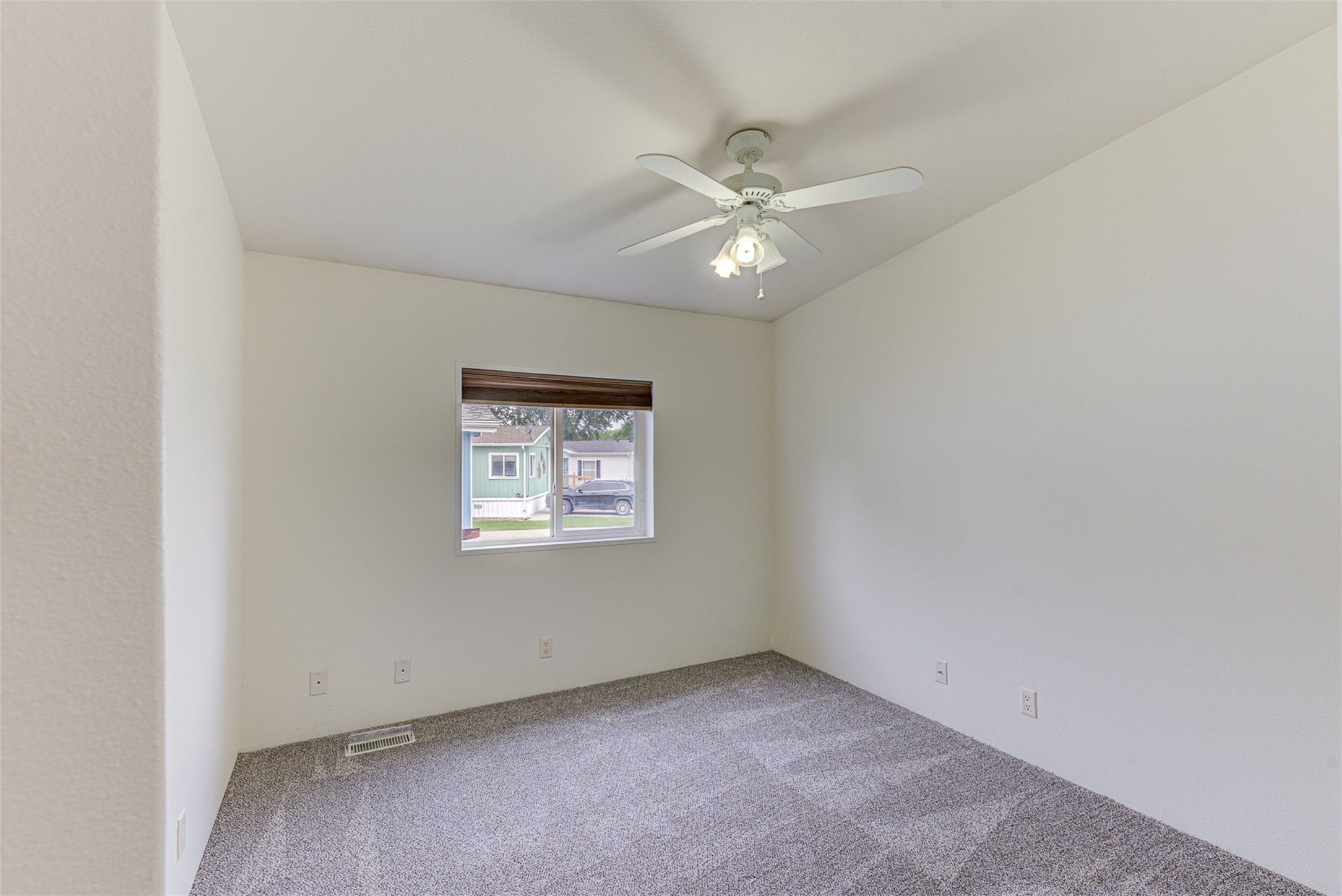 3000 Villard Avenue 335 Property Photo 31