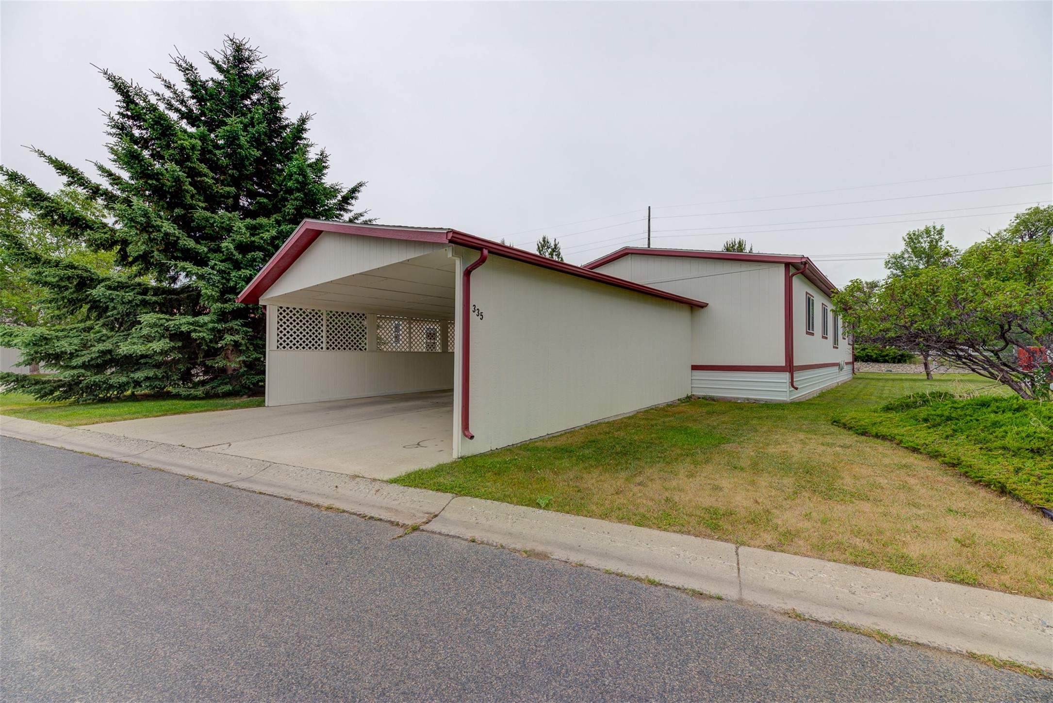 3000 Villard Avenue 335 Property Photo 37