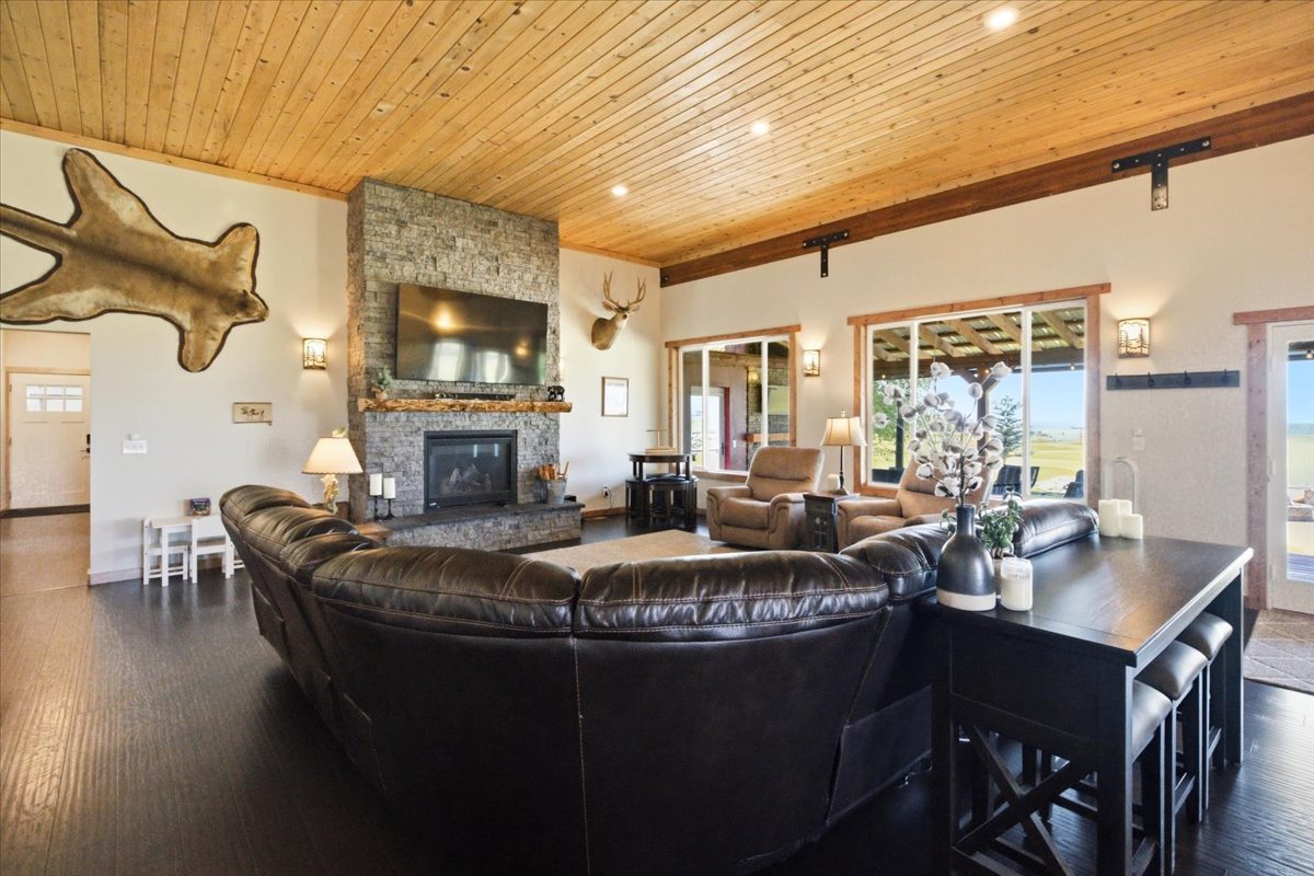 191 Scenic Hills Drive Property Photo 6