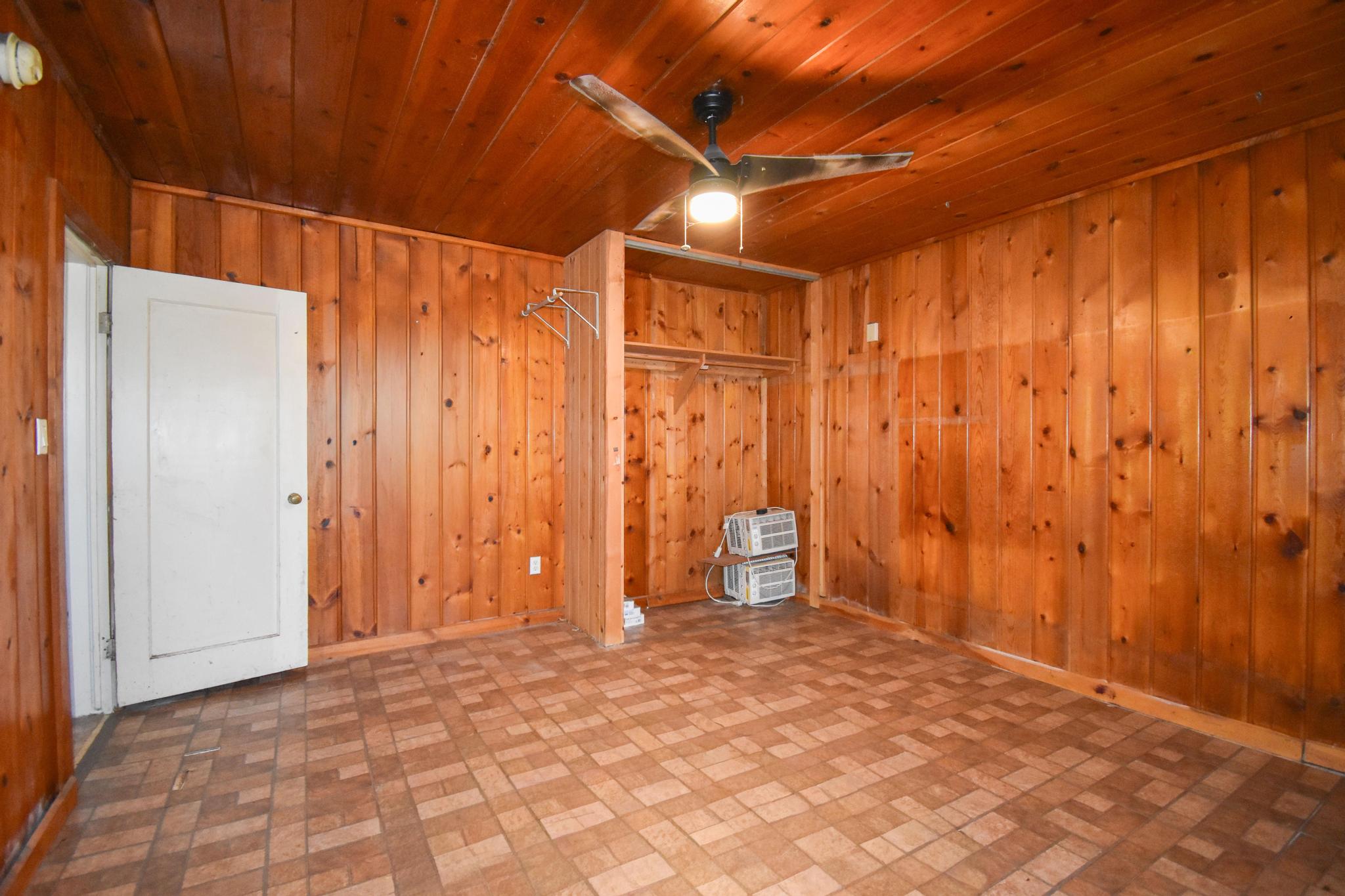 42419 3rd Avenue E Property Photo 4