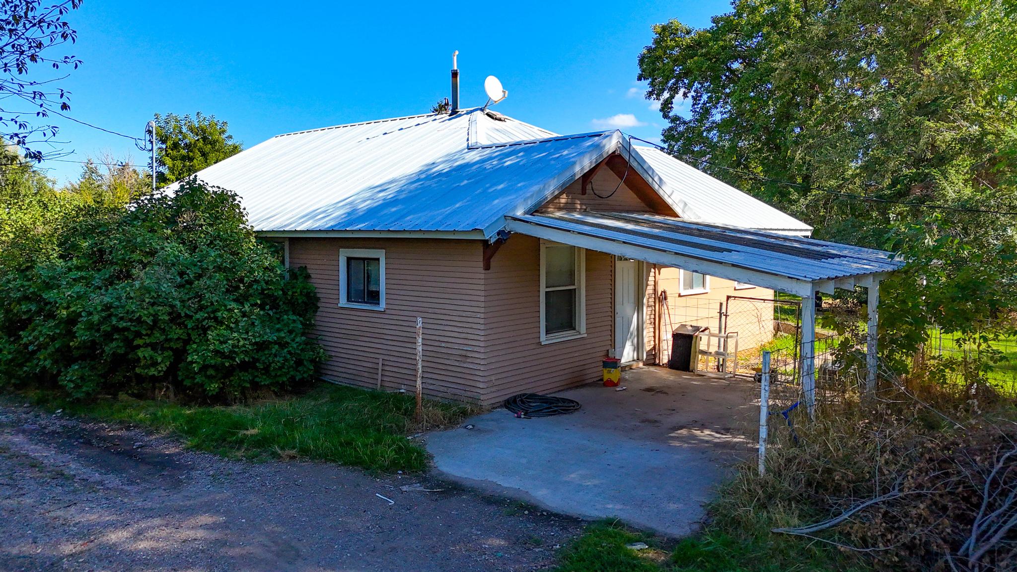 42419 3rd Avenue E Property Photo 18
