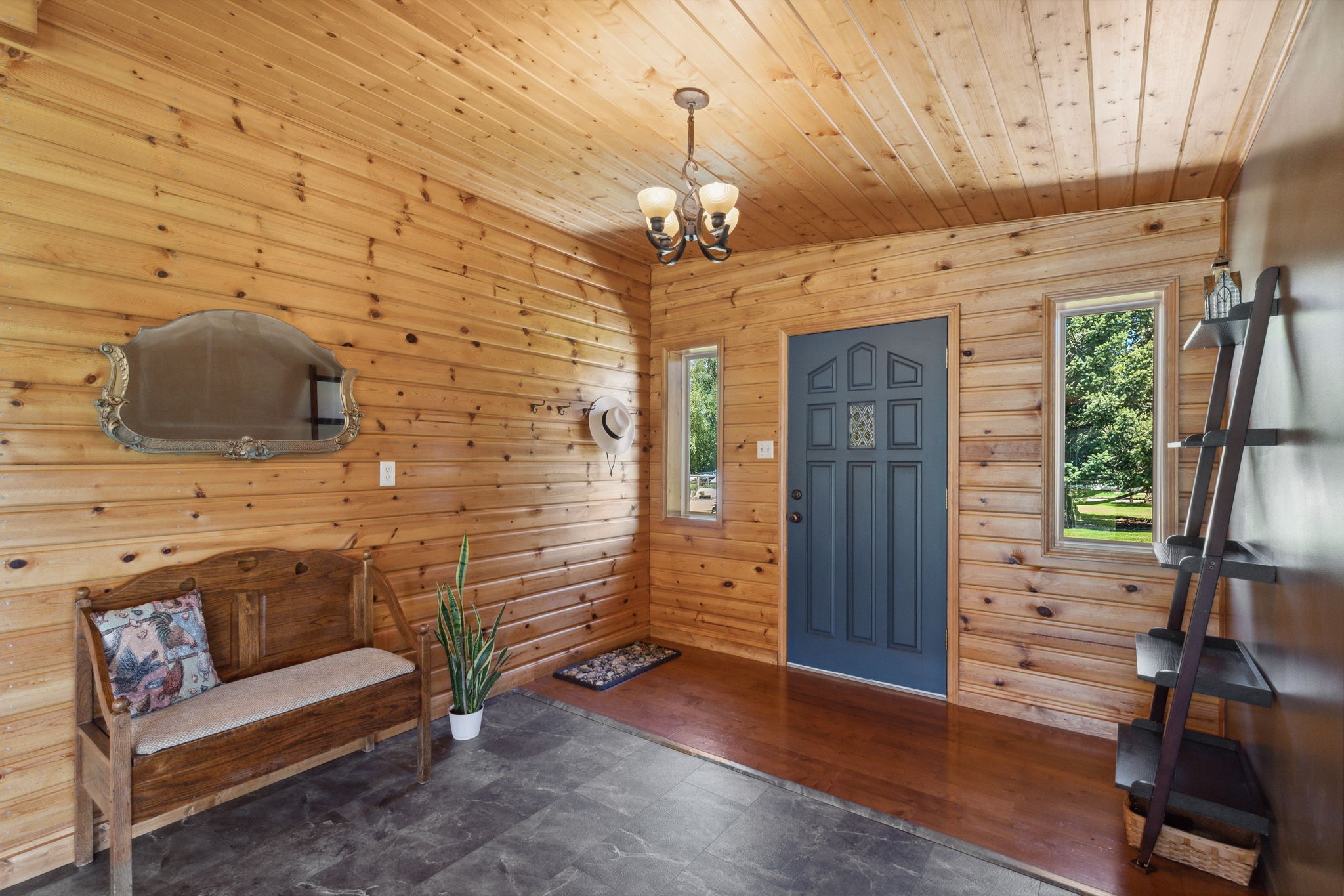4079 Stevensville River Road Property Photo 8