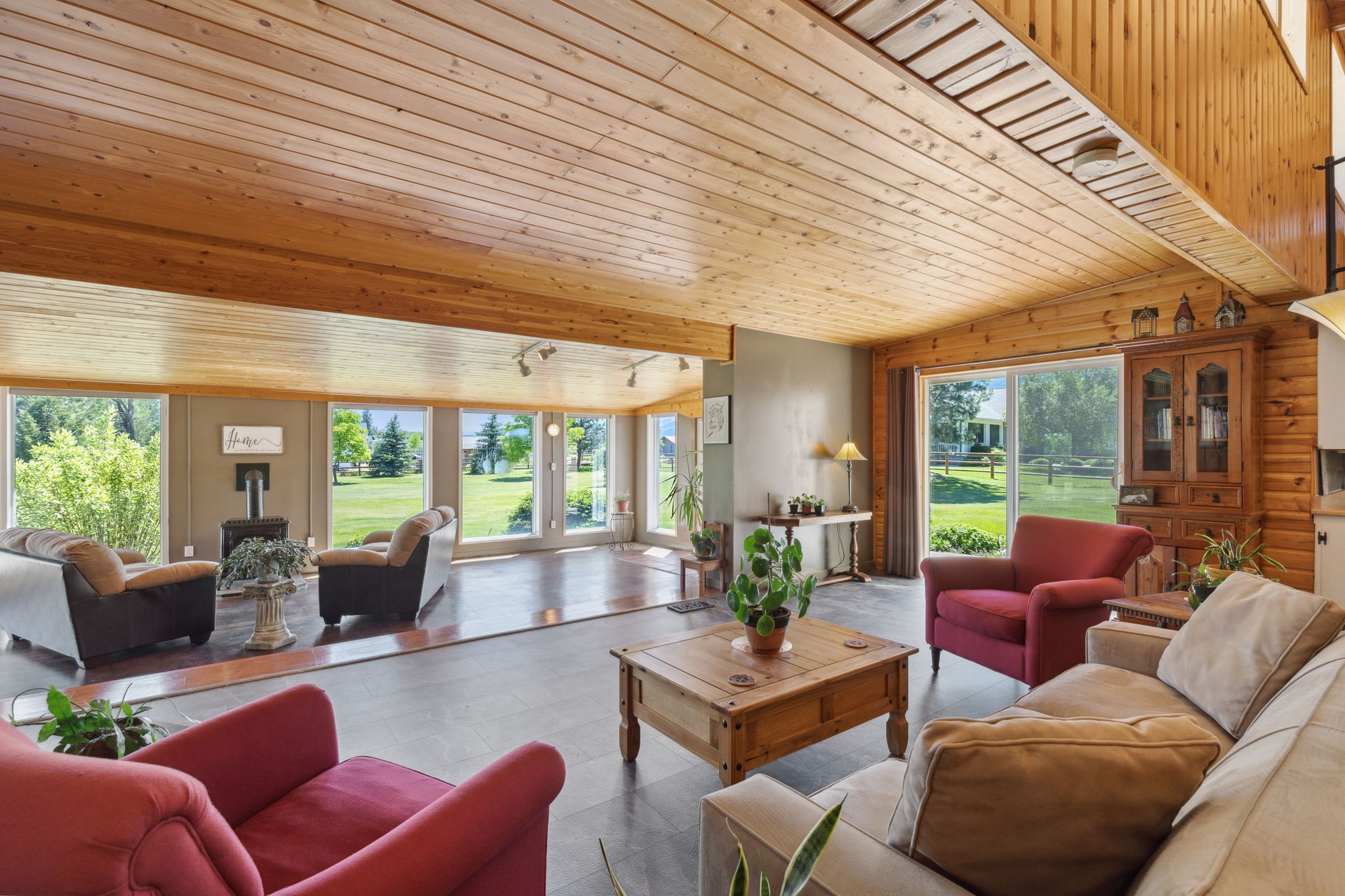 4079 Stevensville River Road Property Photo 11