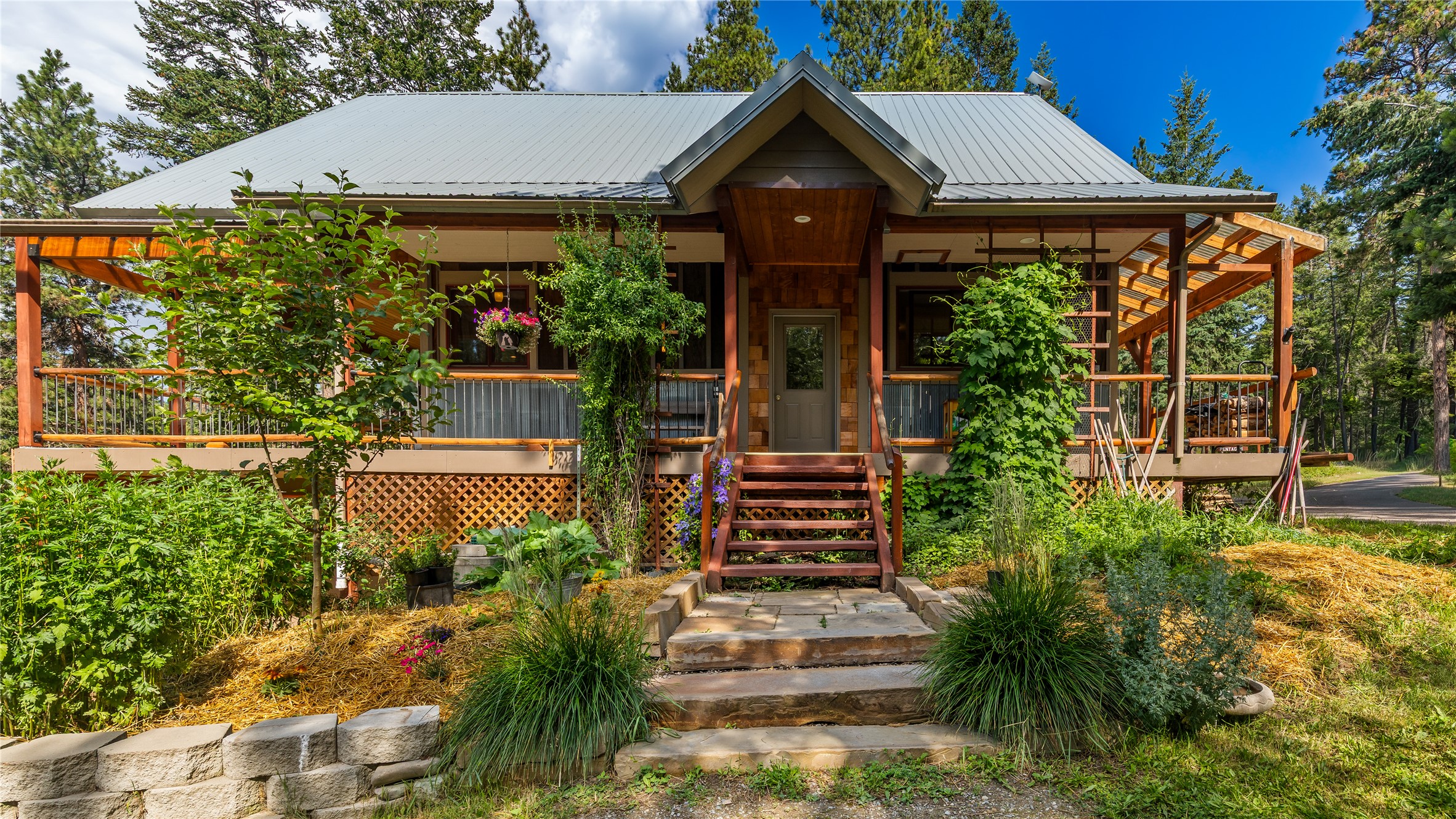 21299 Hydeaway Road Property Photo 2