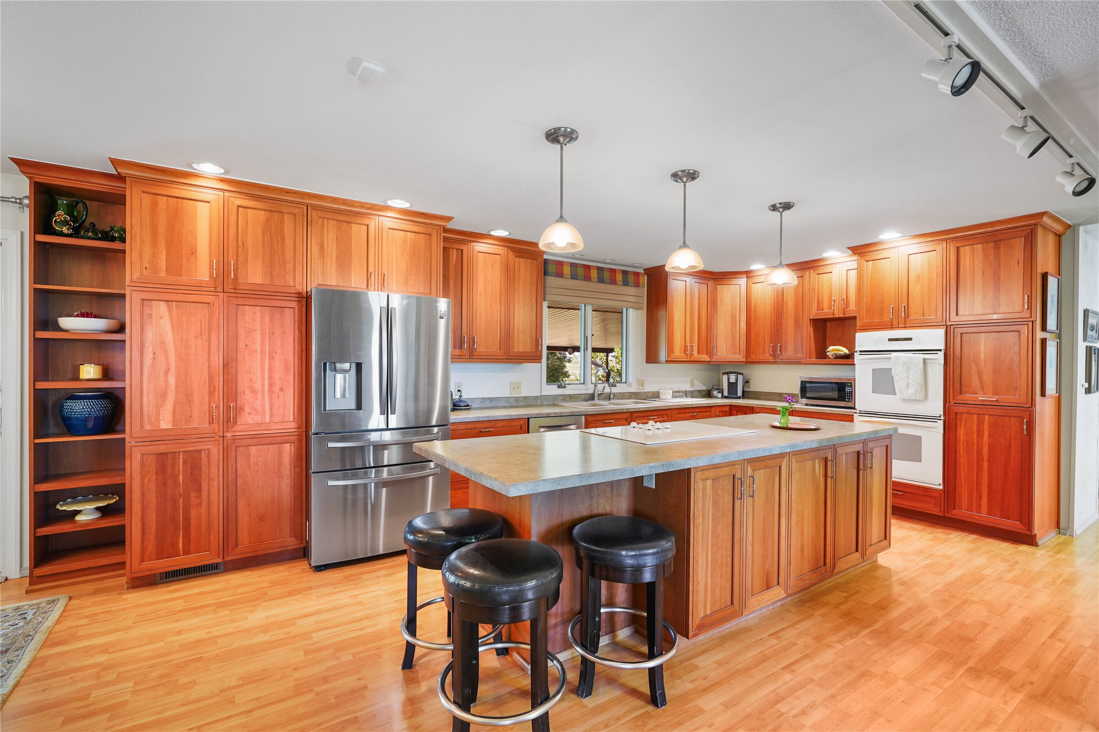 71 Prairie Park Lane Property Photo 13