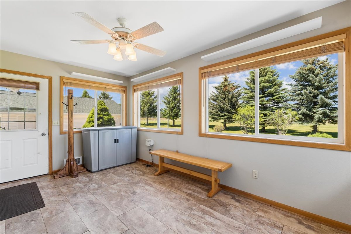 23 Dancing Prairie Lane Property Photo 7