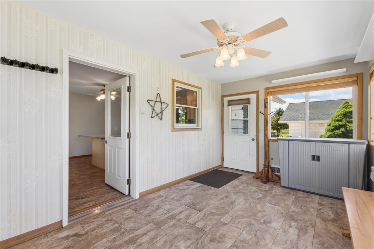 23 Dancing Prairie Lane Property Photo 8