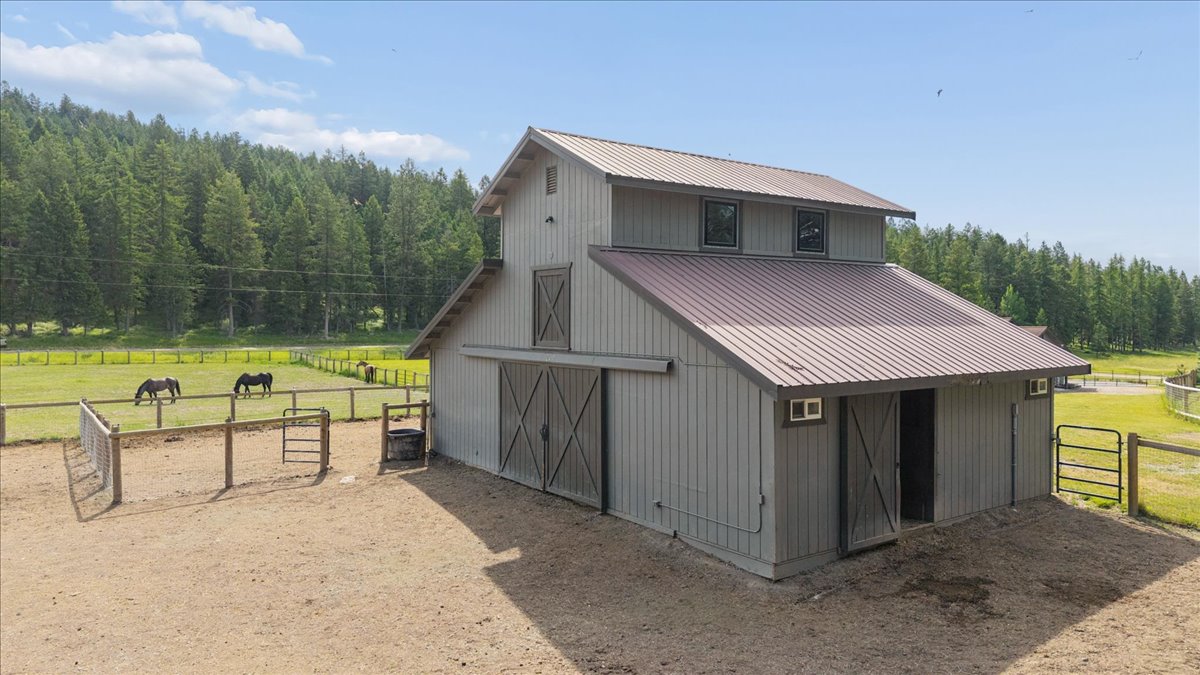 107 Old Ranch Road Property Photo 24