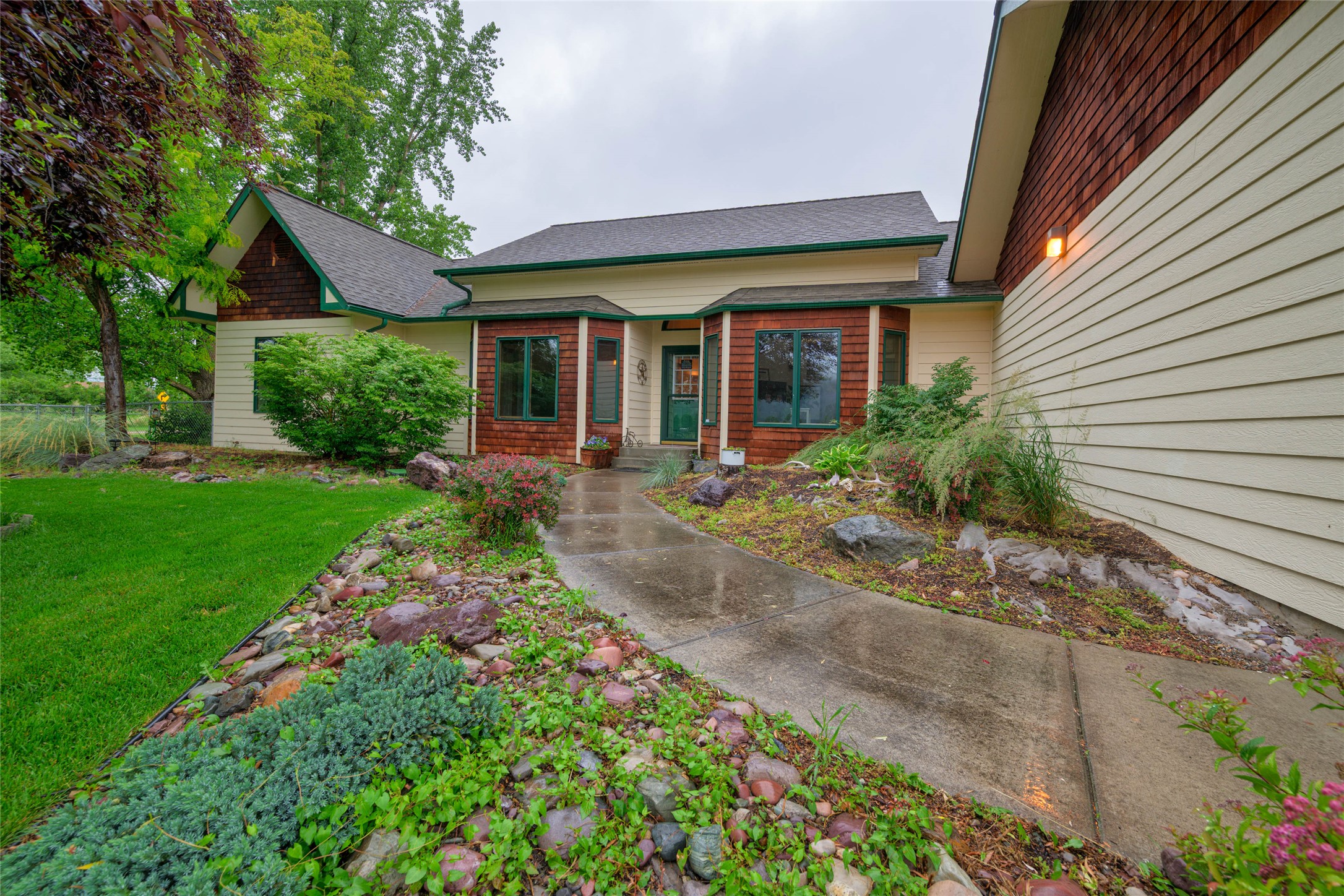 18050 Mullan Road Property Photo 3