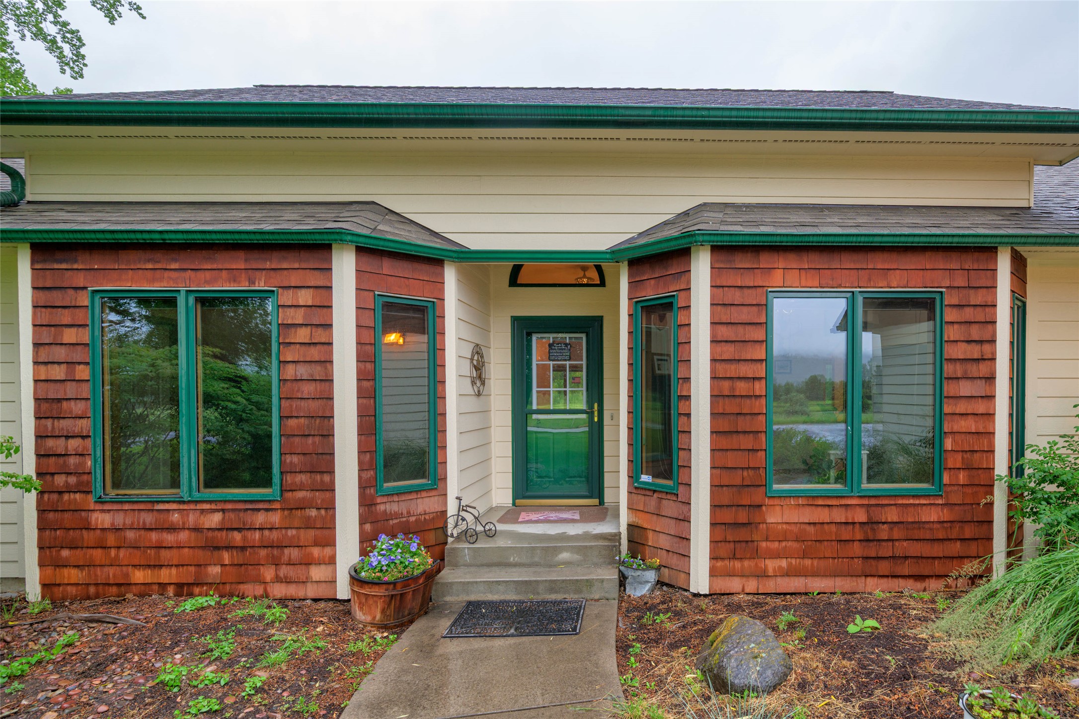 18050 Mullan Road Property Photo 10
