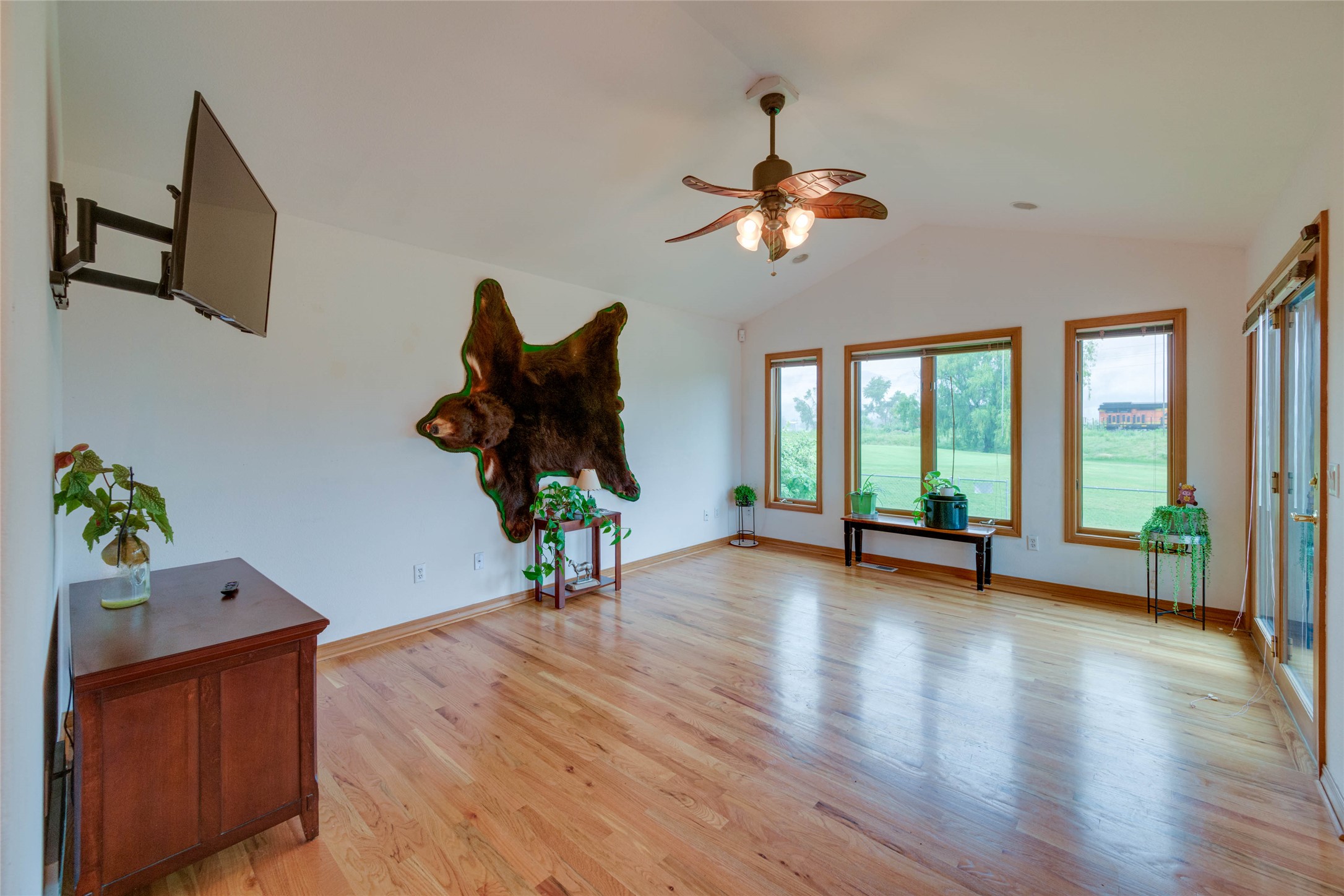 18050 Mullan Road Property Photo 19