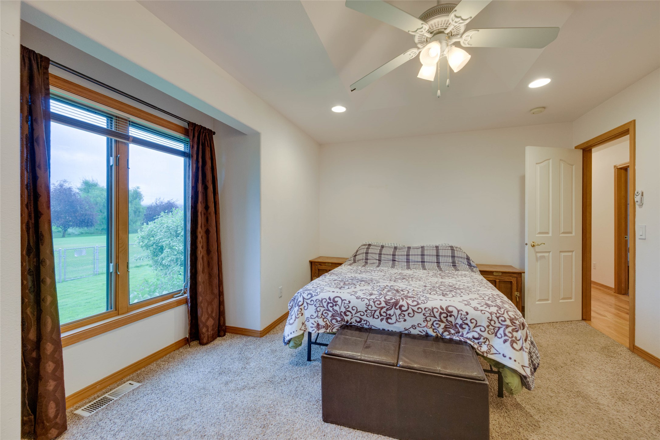 18050 Mullan Road Property Photo 31