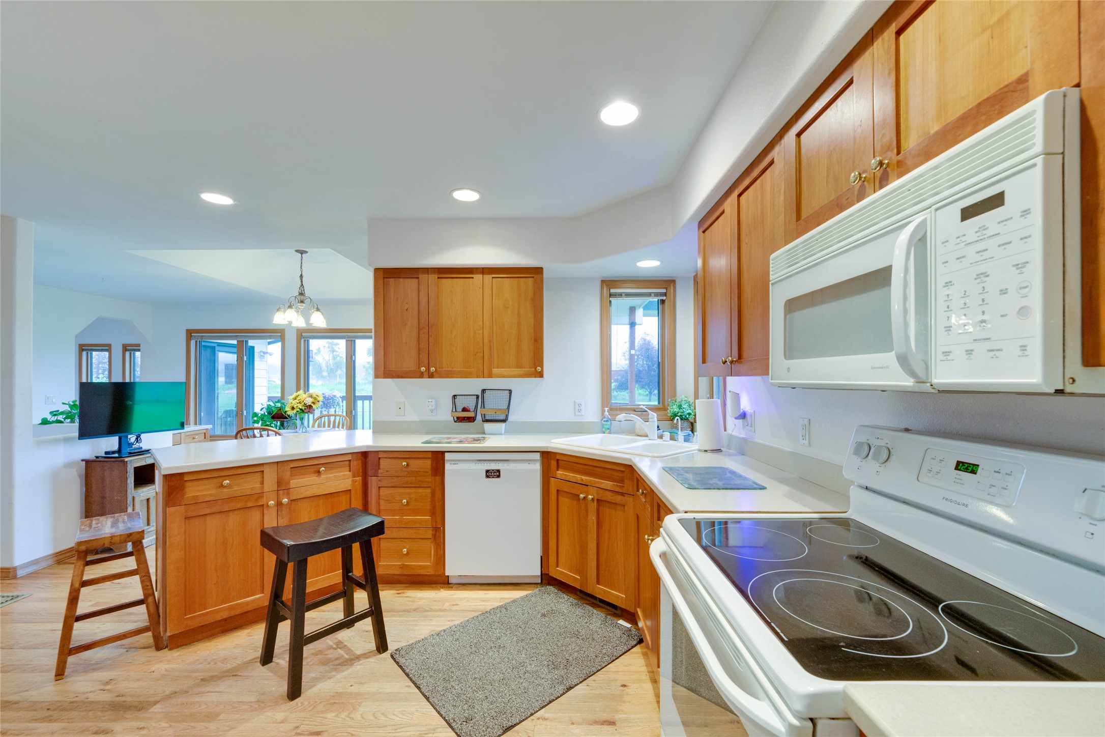 18050 Mullan Road Property Photo 44