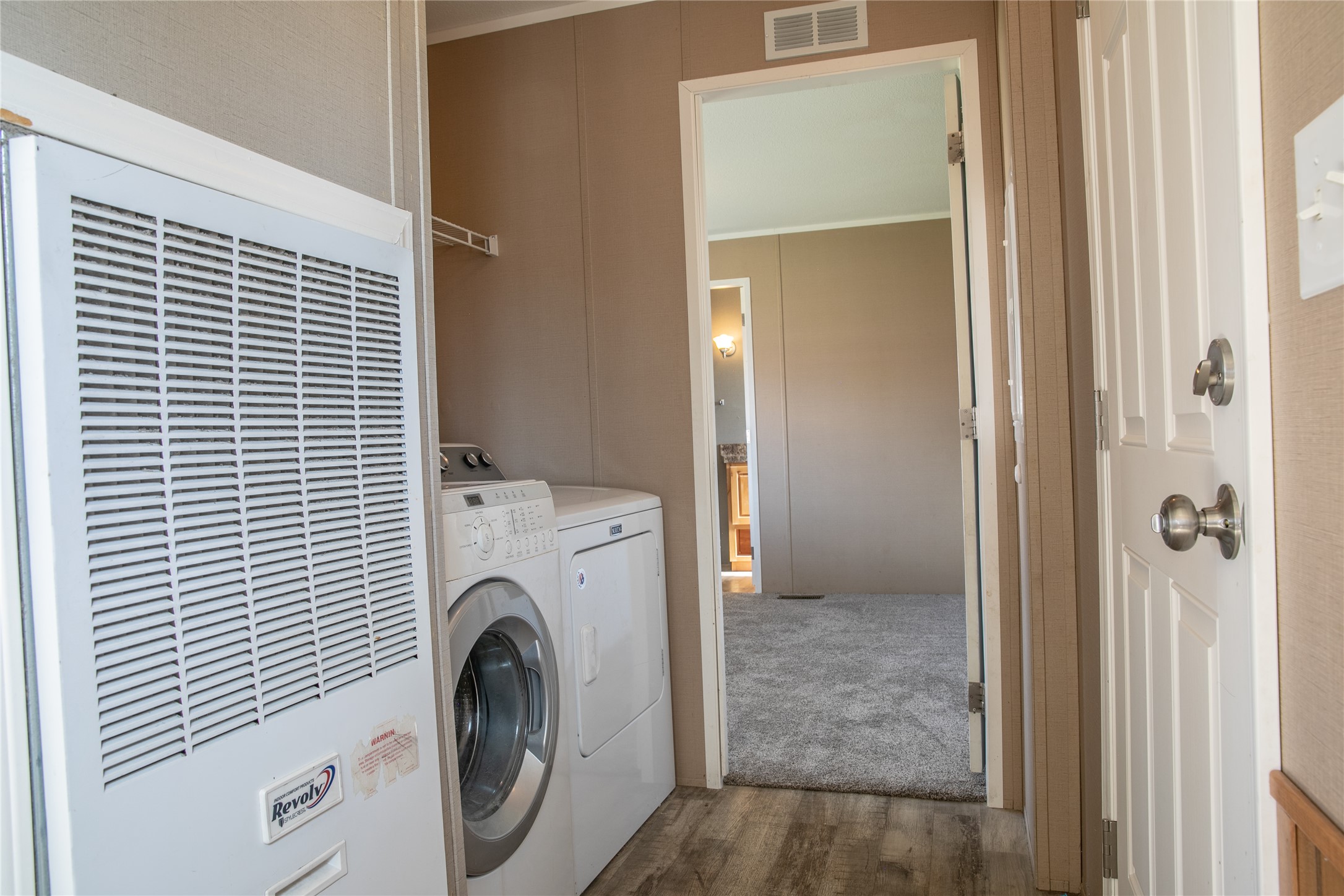 1045 Conrad Drive 19 Property Photo 16