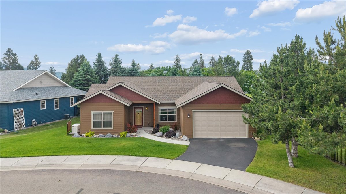 236 Bluebunch Court Property Photo 2