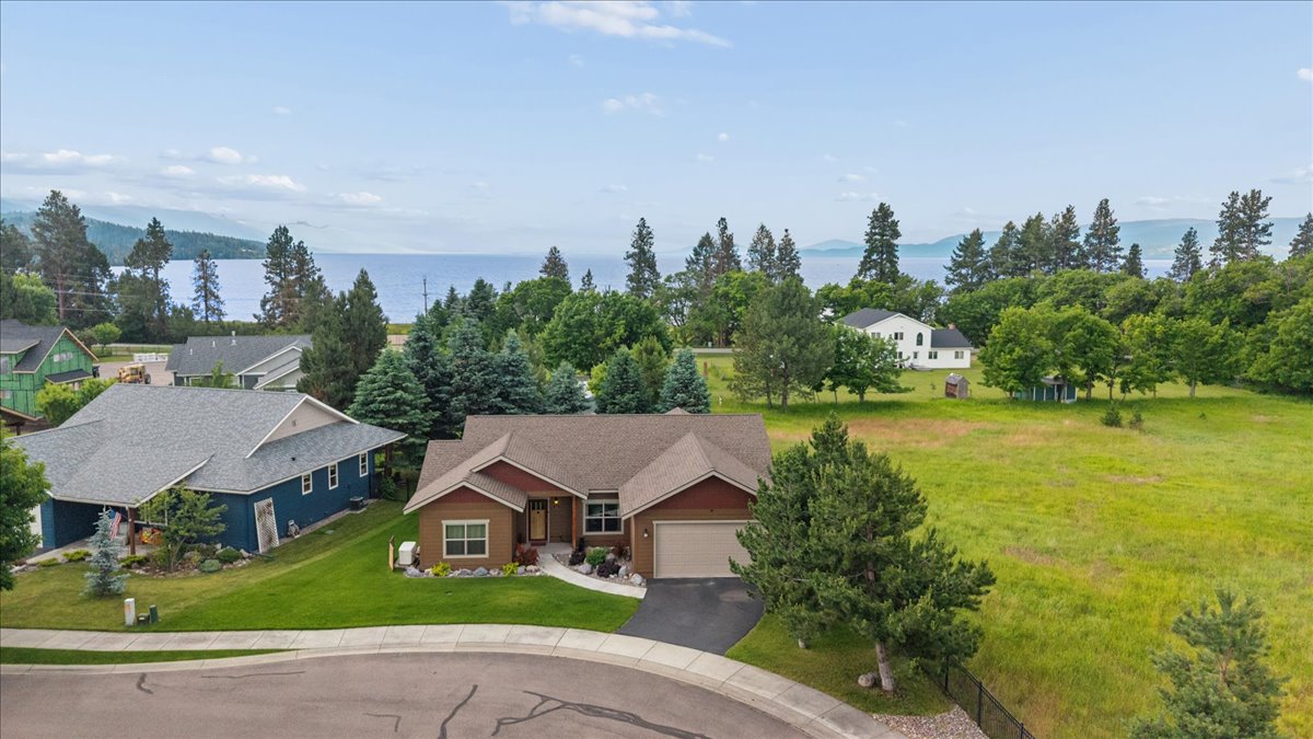 236 Bluebunch Court Property Photo 3