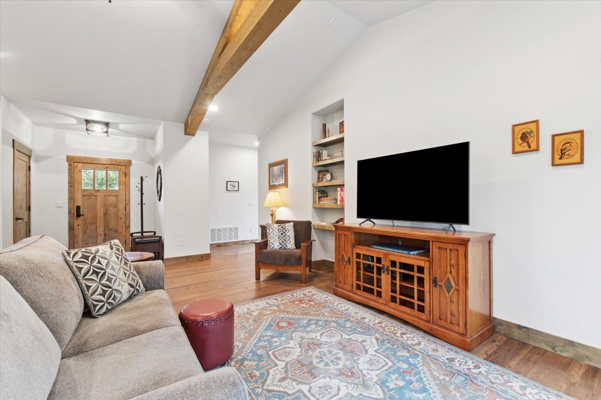 236 Bluebunch Court Property Photo 6